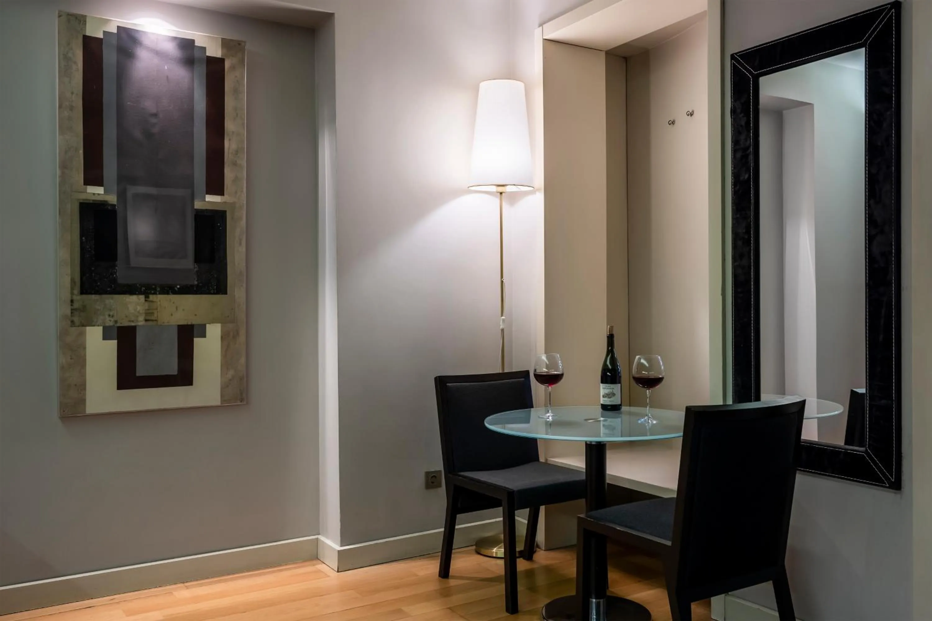 Living room in Ansen Hotel and Suites