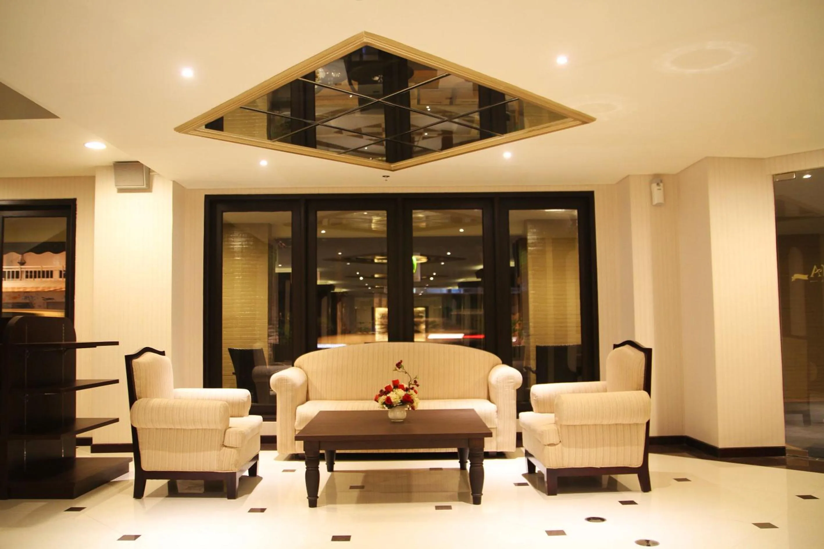 Seating area in Varna Culture Hotel Soerabaia