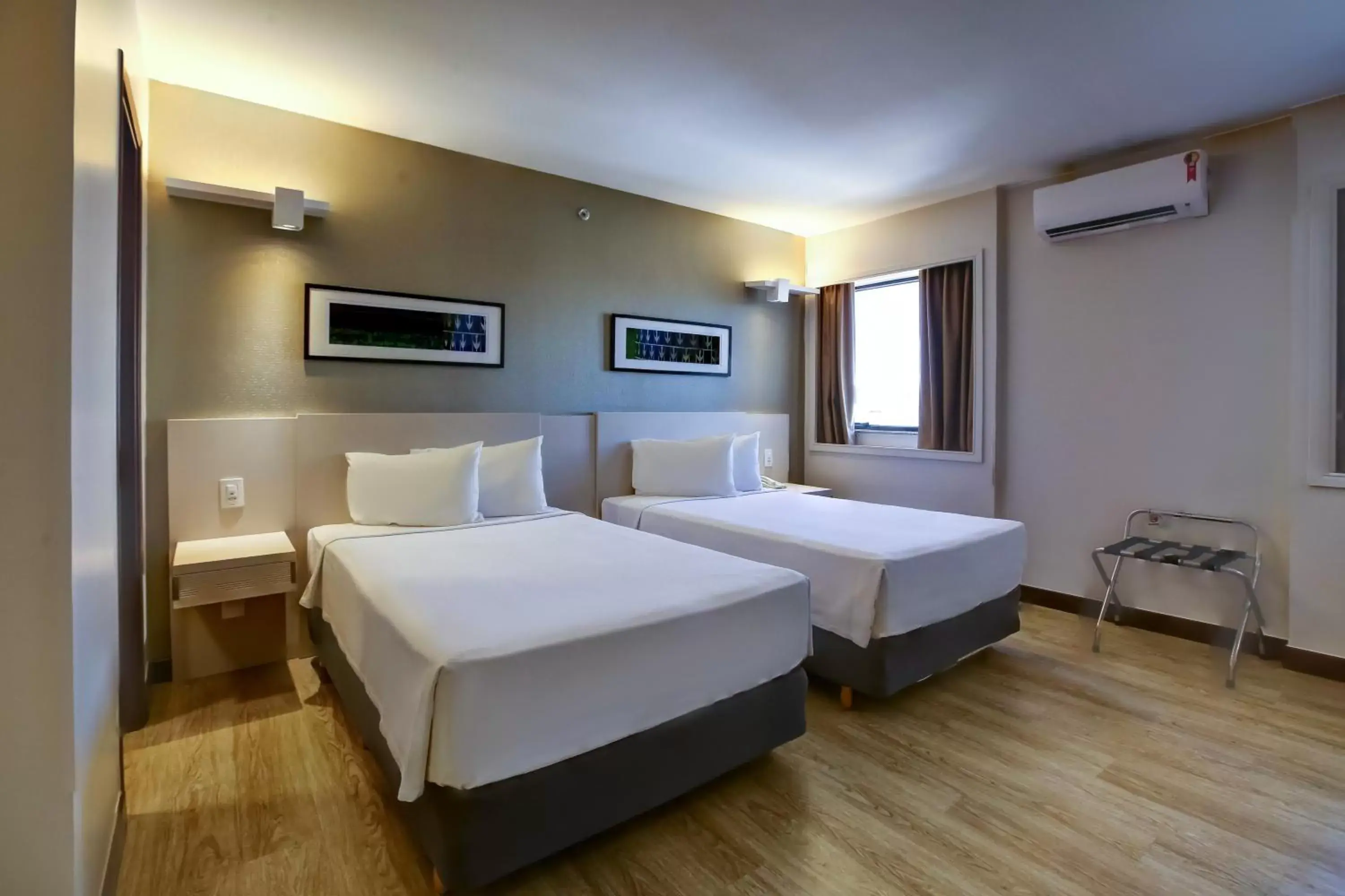 Bedroom, Bed in Comfort Suites Brasília