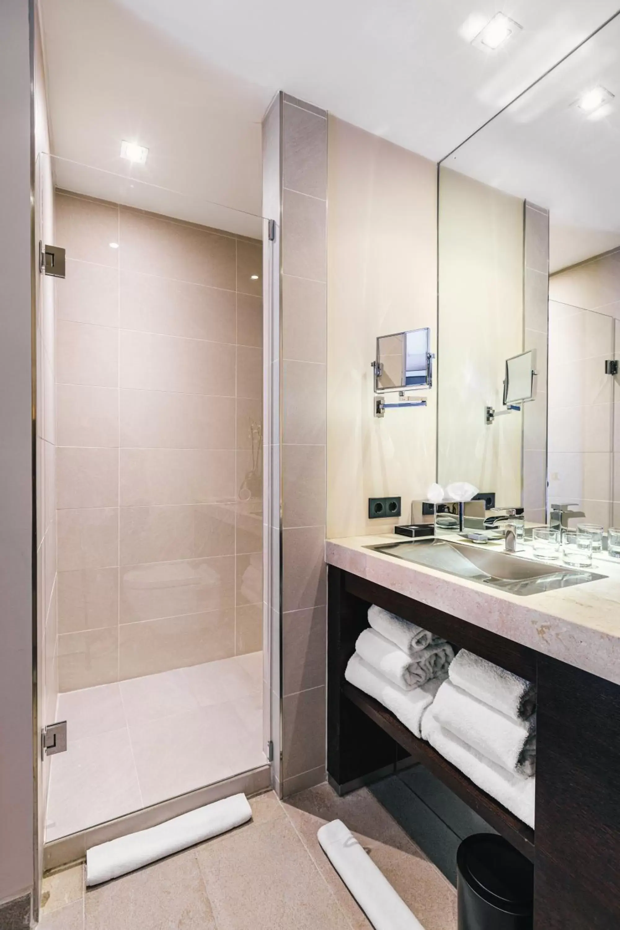 Shower, Bathroom in The Dylan Amsterdam - The Leading Hotels of the World