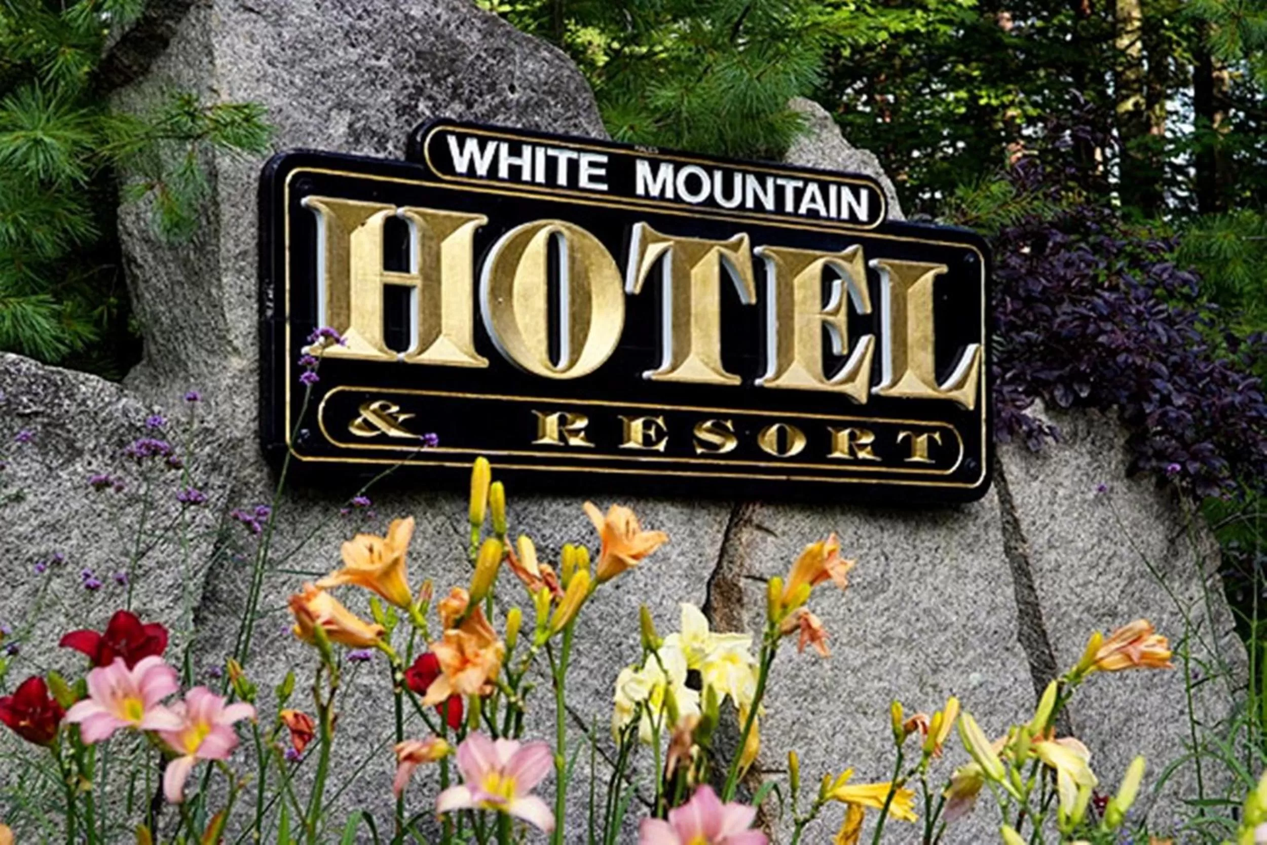 Decorative detail in White Mountain Hotel and Resort