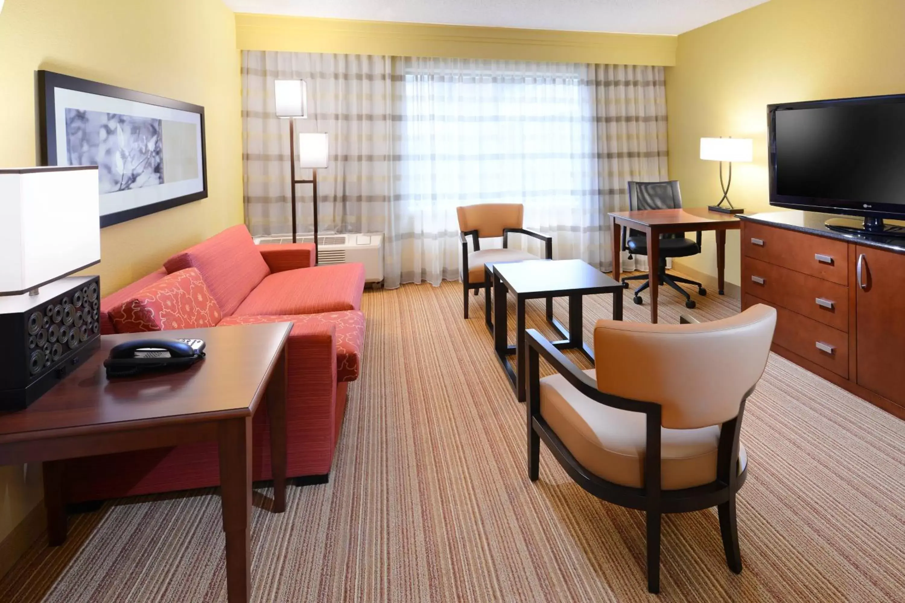 Living room, Seating Area in Courtyard by Marriott Dallas Plano in Legacy Park