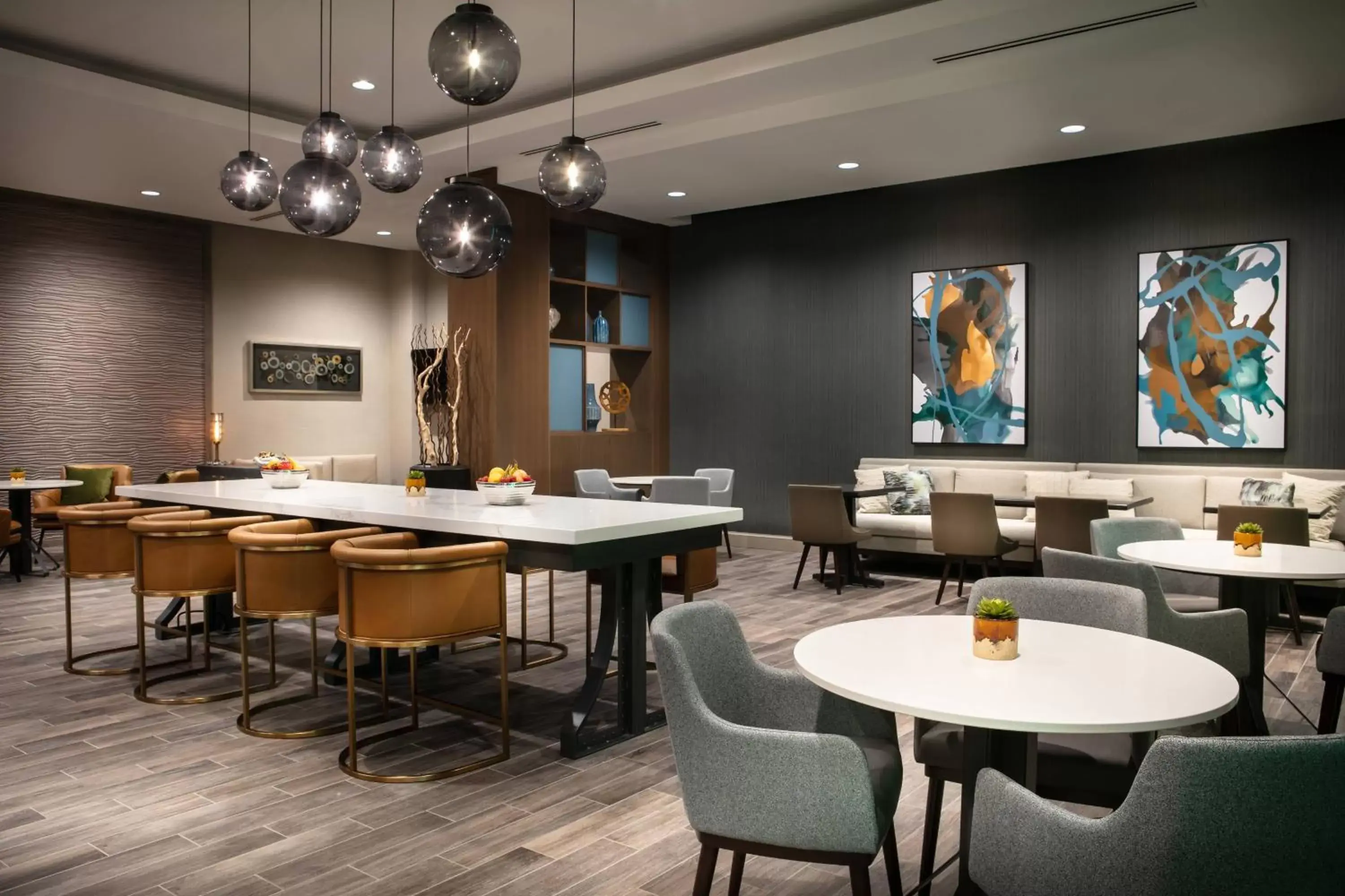 Lounge or bar, Restaurant/Places to Eat in West Des Moines Marriott