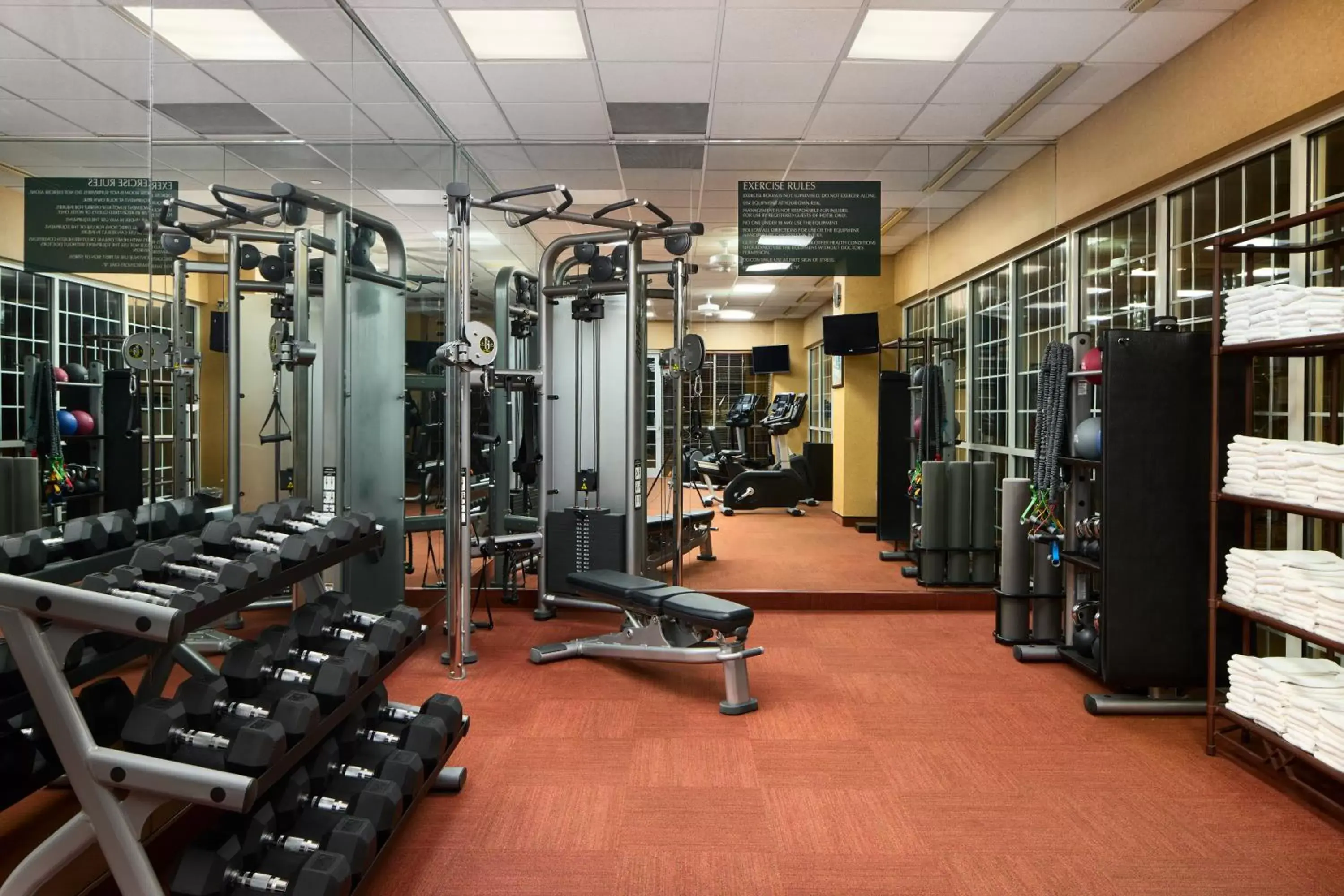 Fitness centre/facilities, Fitness Center/Facilities in Chateau on the Lake Resort Spa and Convention Center