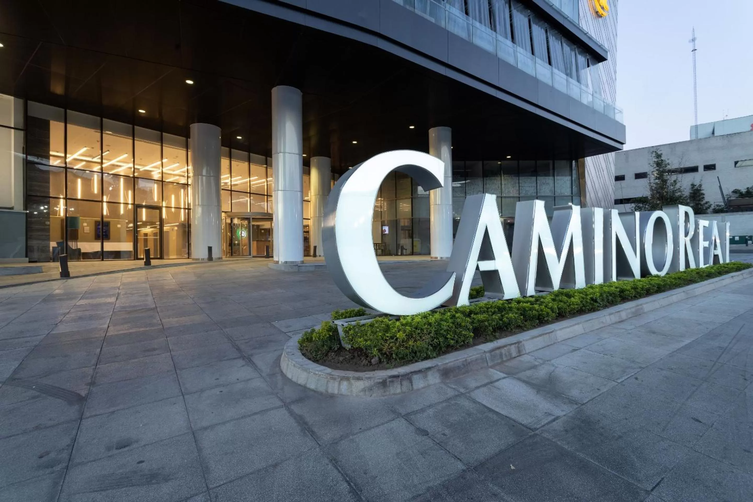 Property building in Camino Real Fashion Drive Monterrey