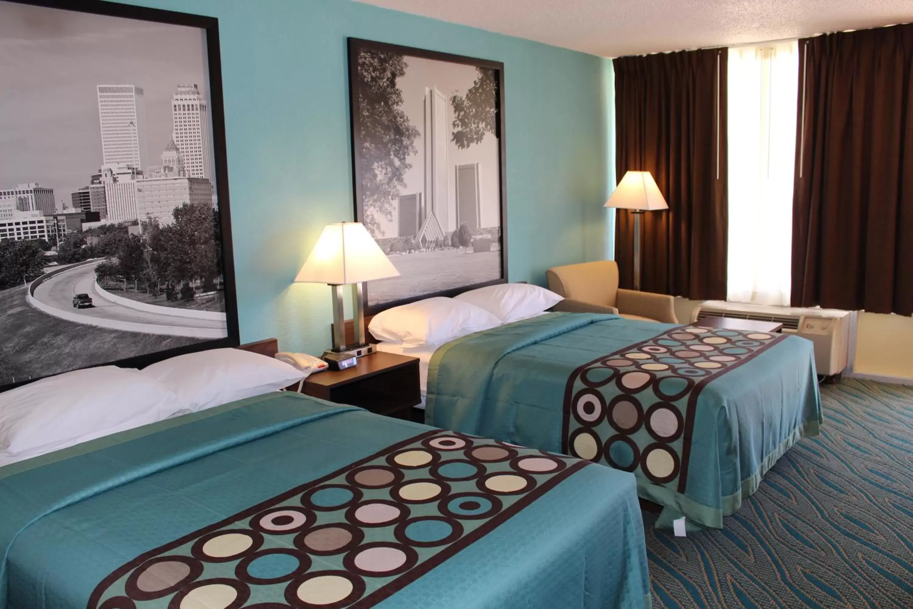 Bed in Super 8 by Wyndham Duncan Bed in Super 8 by Wyndham Duncan