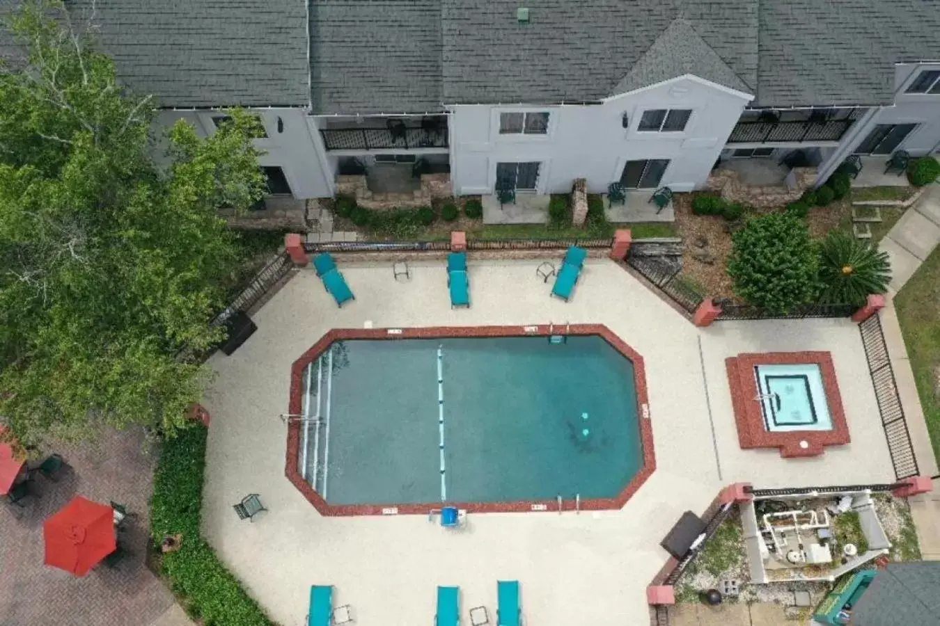 Patio, Pool View in Wingate by Wyndham Valdosta/Moody AFB