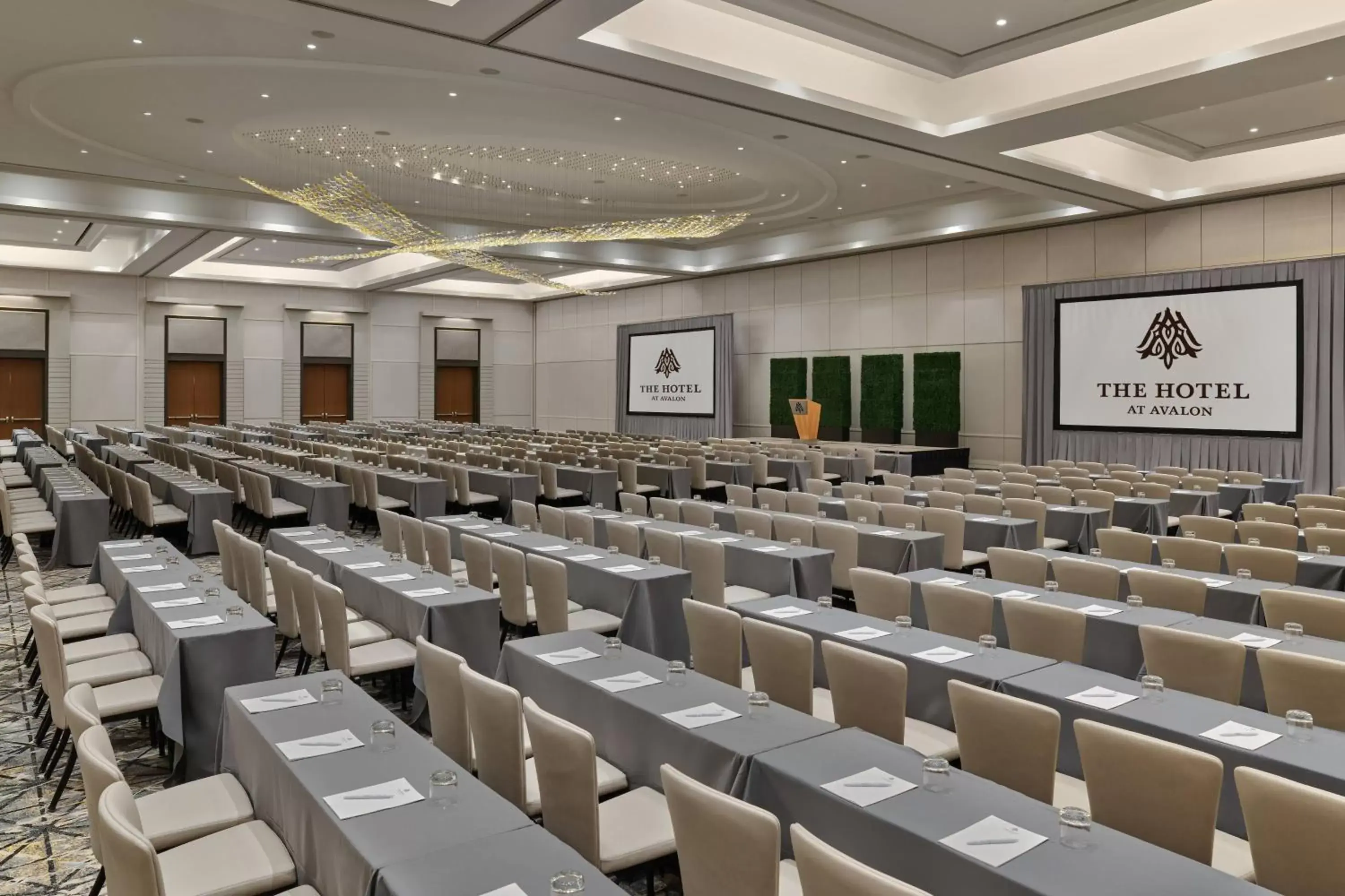 Meeting/conference room in The Hotel at Avalon, Autograph Collection