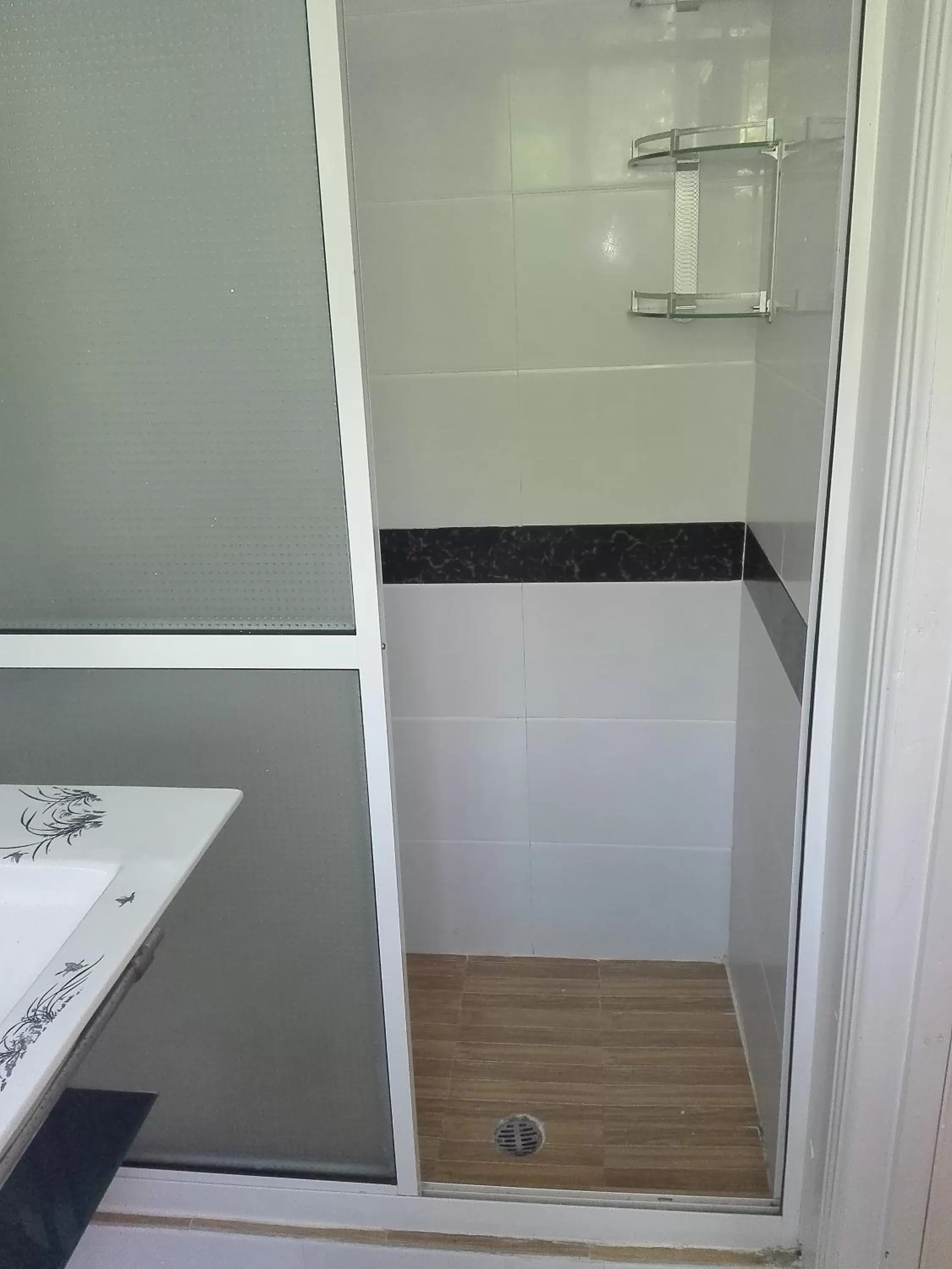 Bathroom in Riverside Hotel