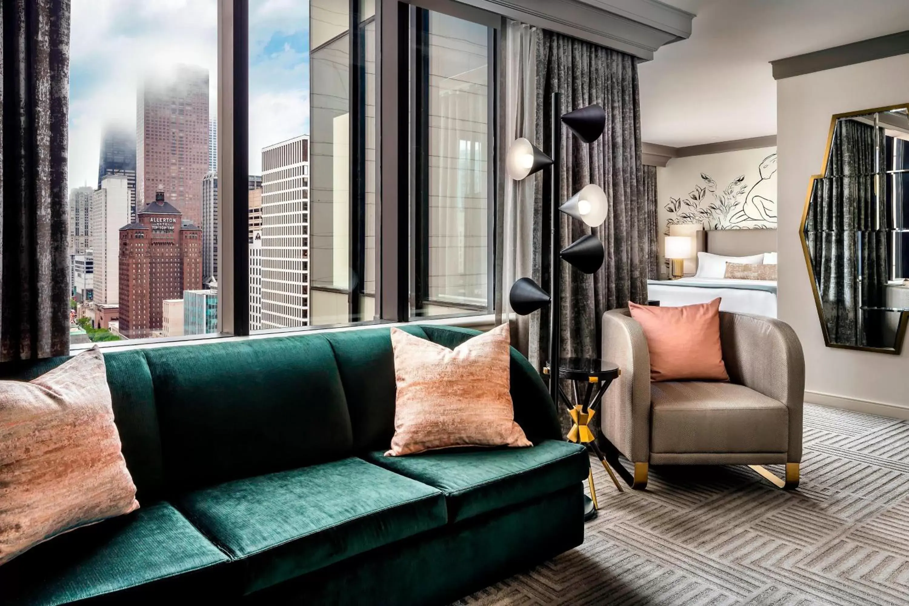 Living room, Seating Area in The Gwen, a Luxury Collection Hotel, Michigan Avenue Chicago