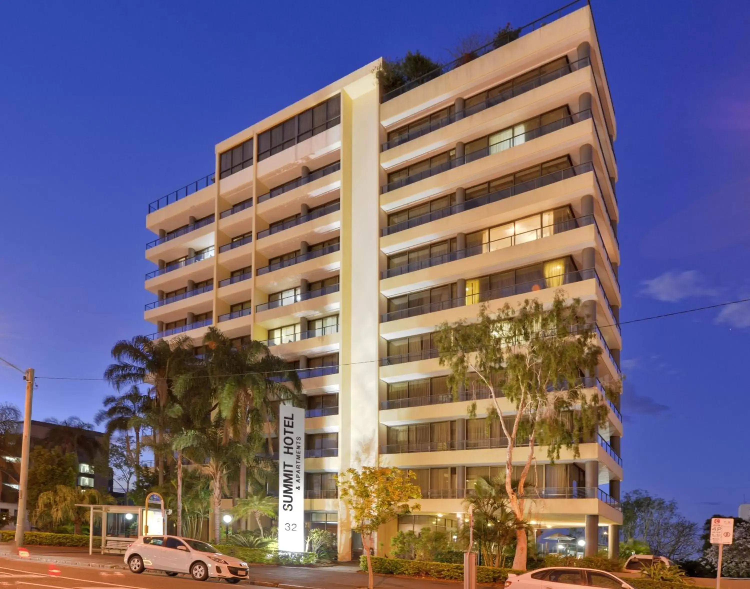 Facade/entrance, Property Building in Summit Apartments