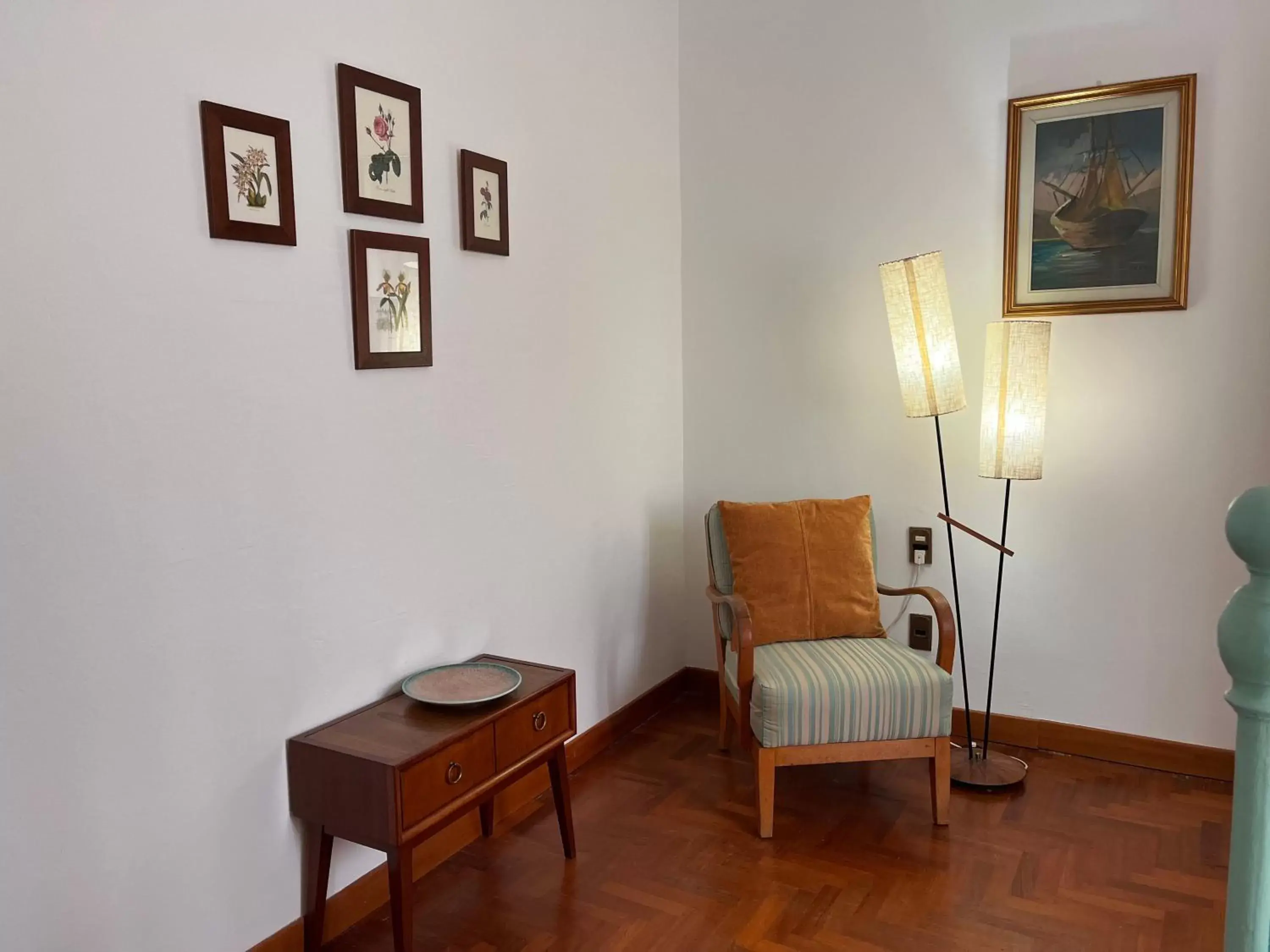 Bedroom, Seating Area in Casa del Pino