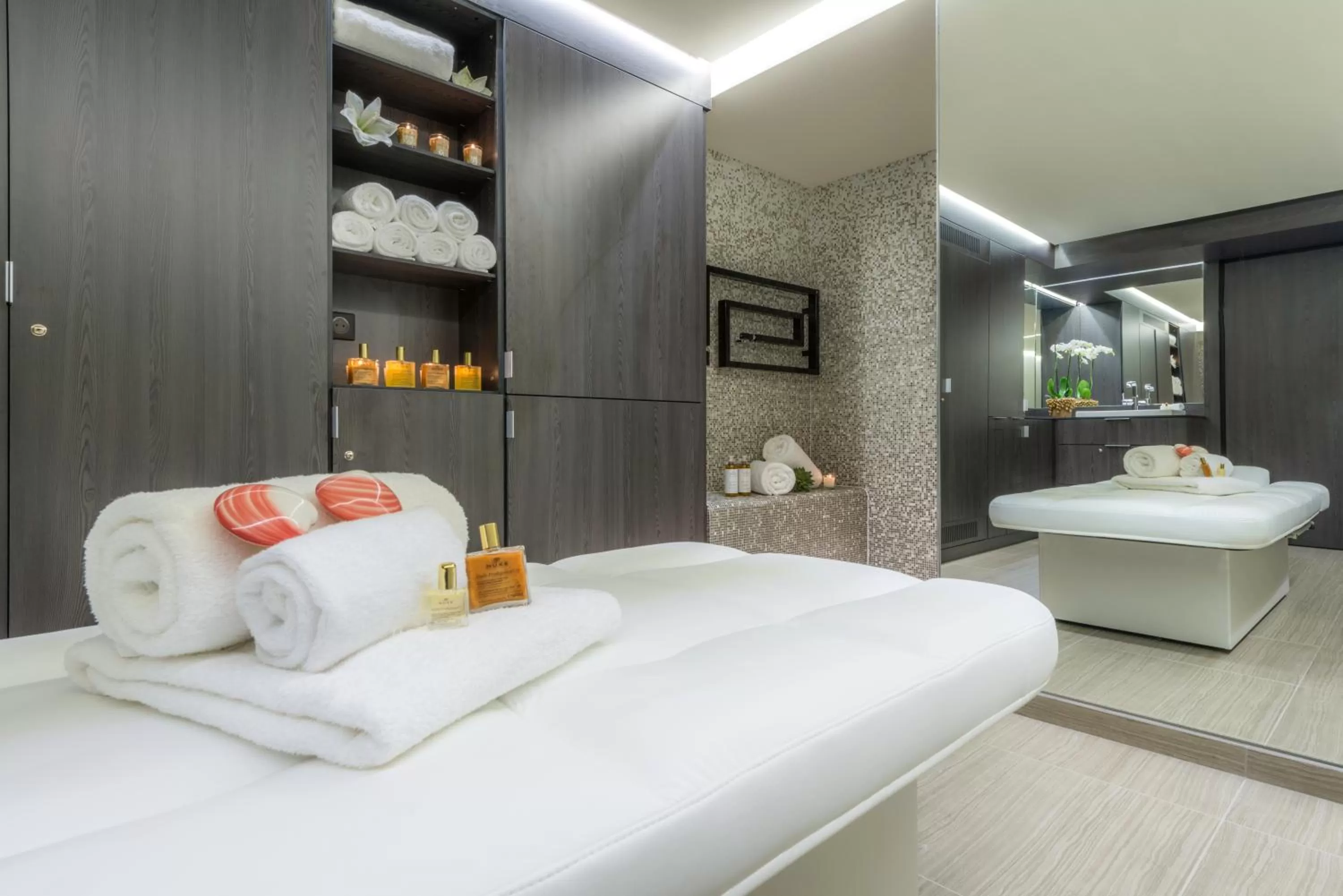 Massage in La Grande Terrasse Hotel & Spa La Rochelle - MGallery Collection