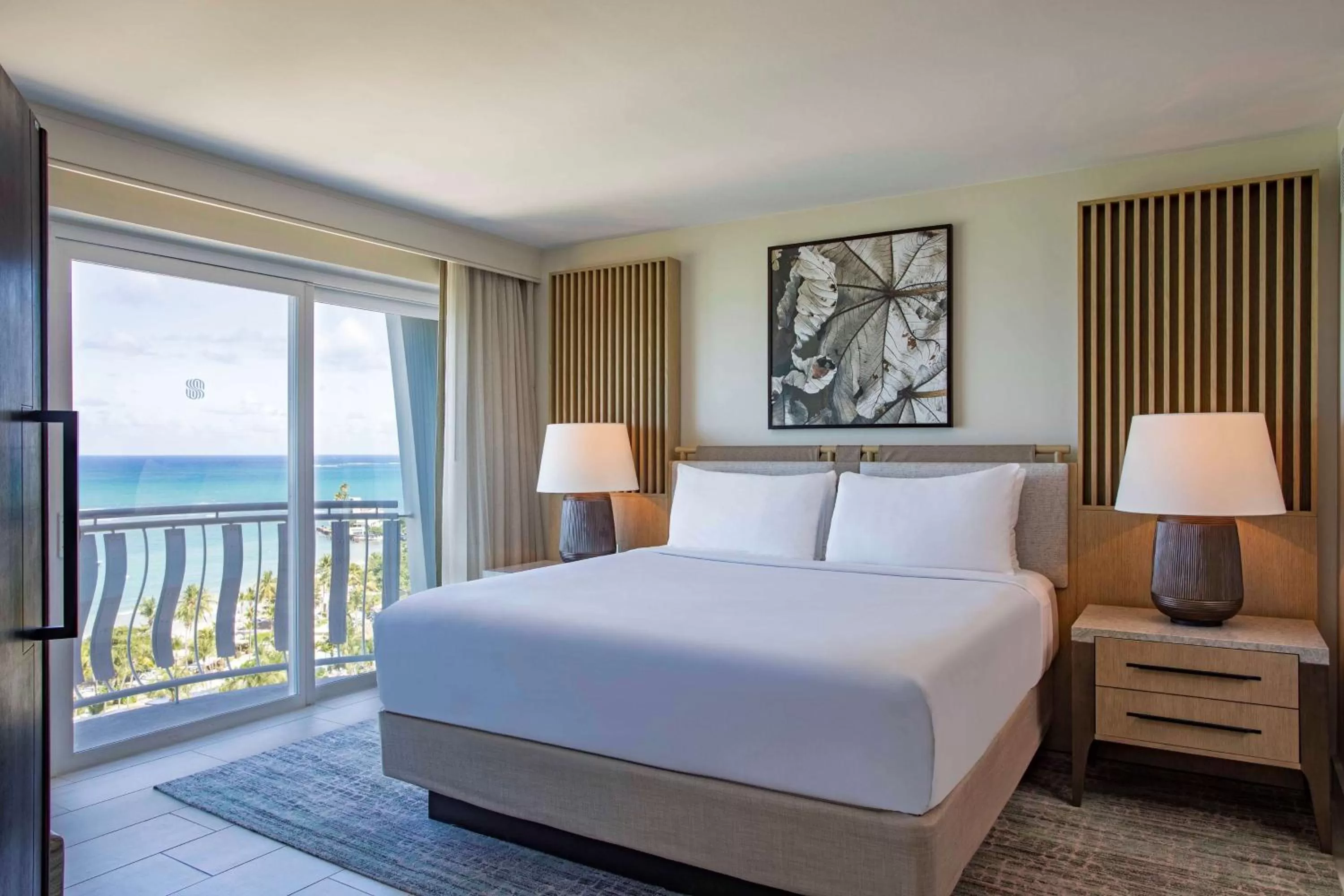 Photo of the whole room, Bed in The Royal Sonesta San Juan