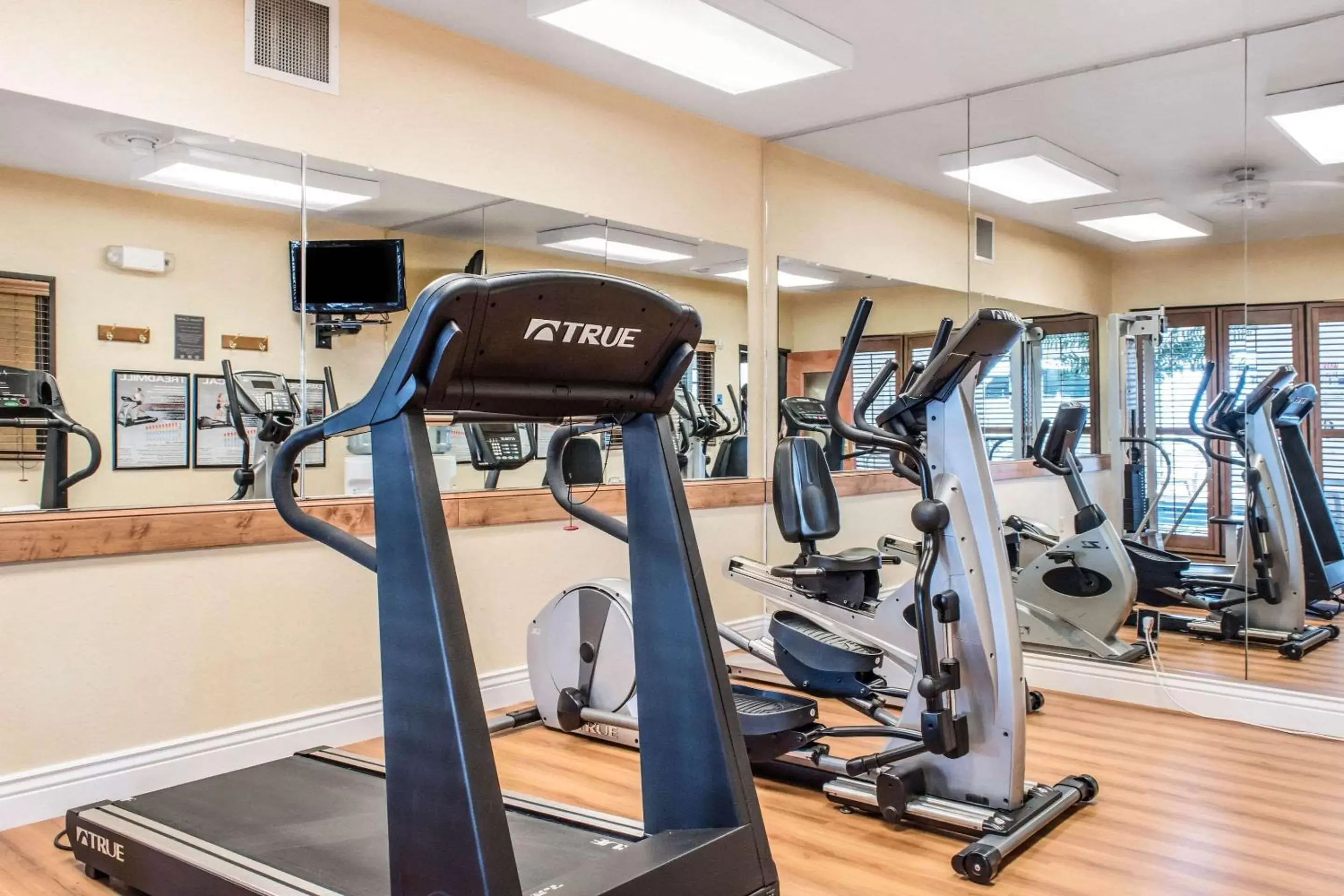 Fitness centre/facilities, Fitness Center/Facilities in Comfort Inn & Suites Sheridan
