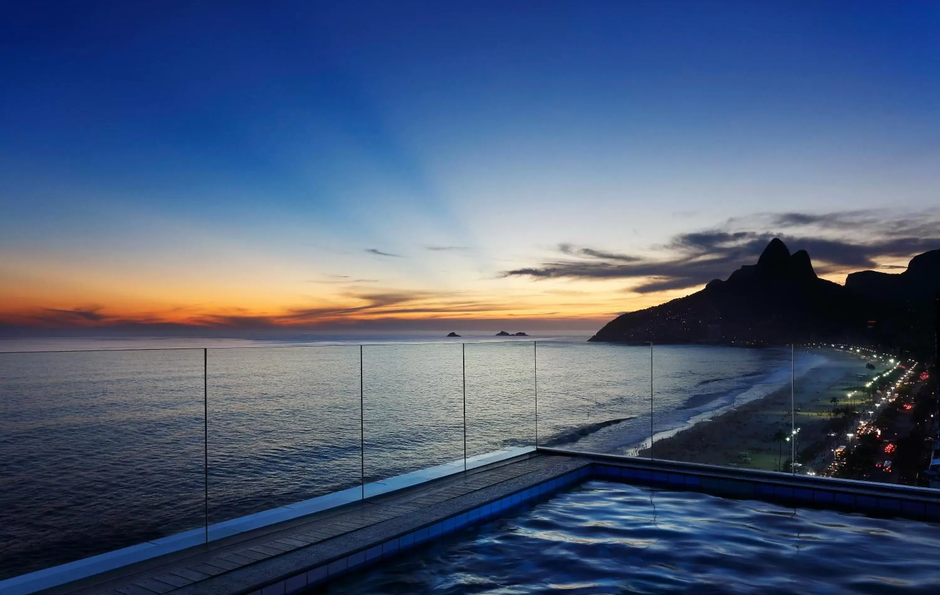 Sea view, Swimming Pool in Sol Ipanema Hotel