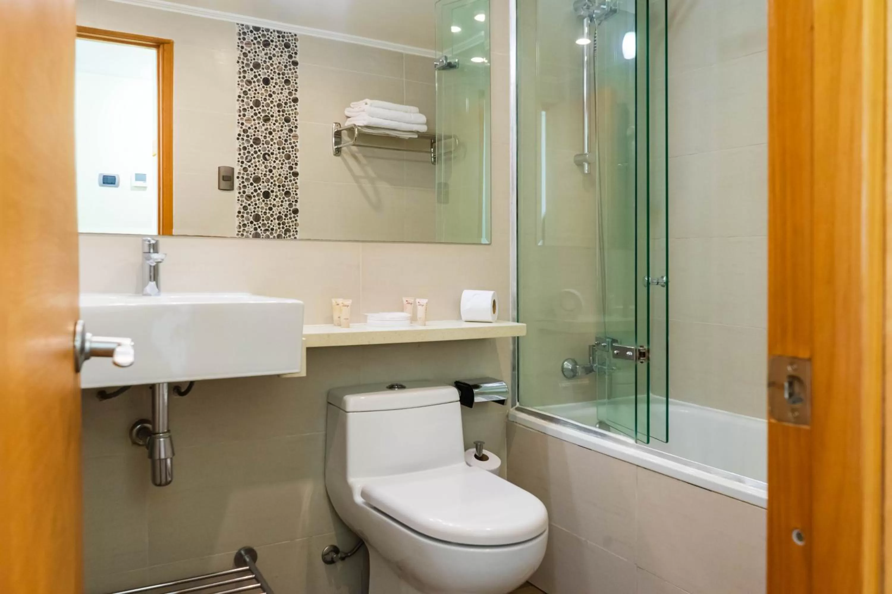 Bathroom in Hotel Restaurante Ankara