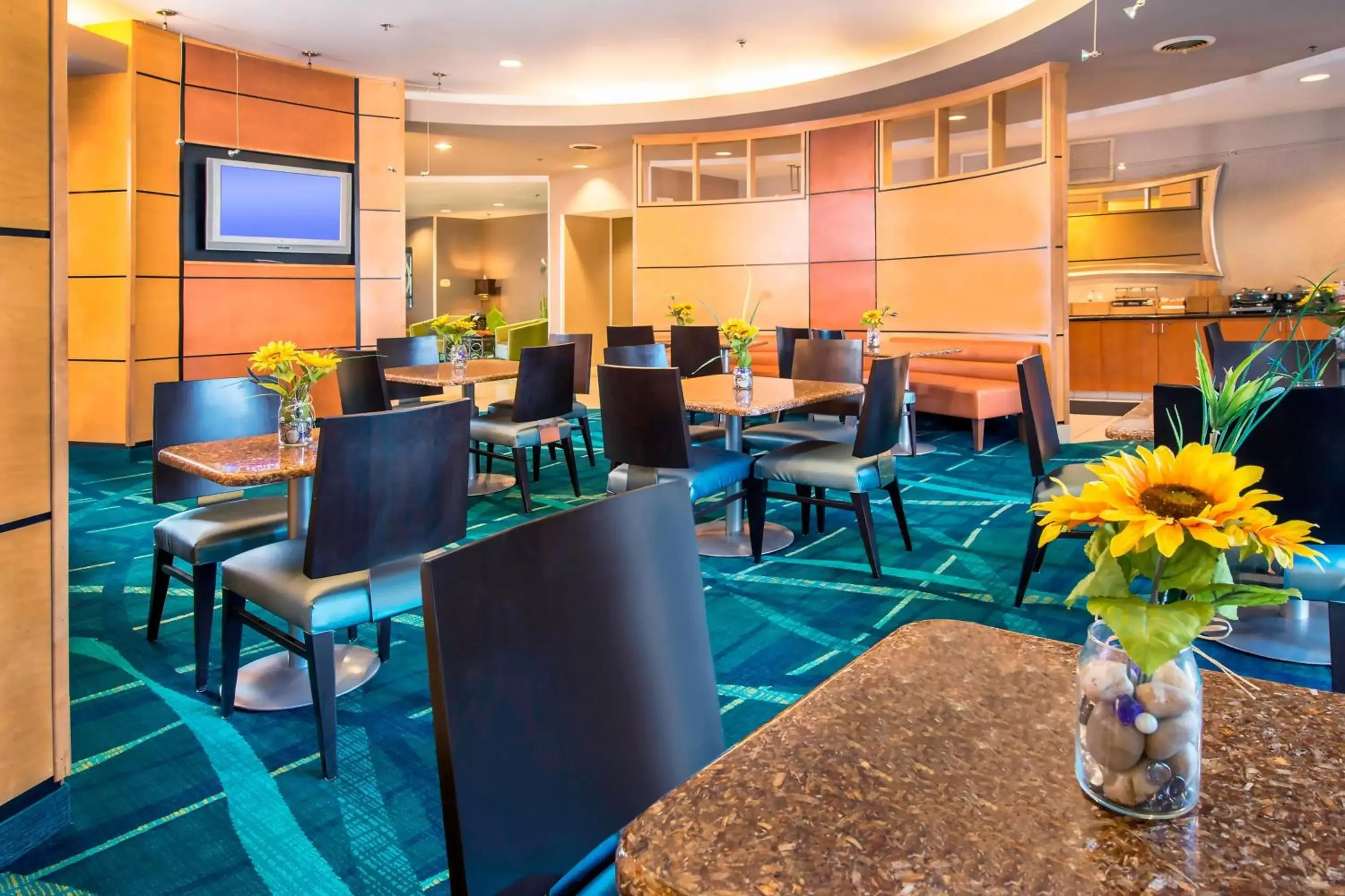 Breakfast, Restaurant/Places to Eat in SpringHill Suites Prince Frederick