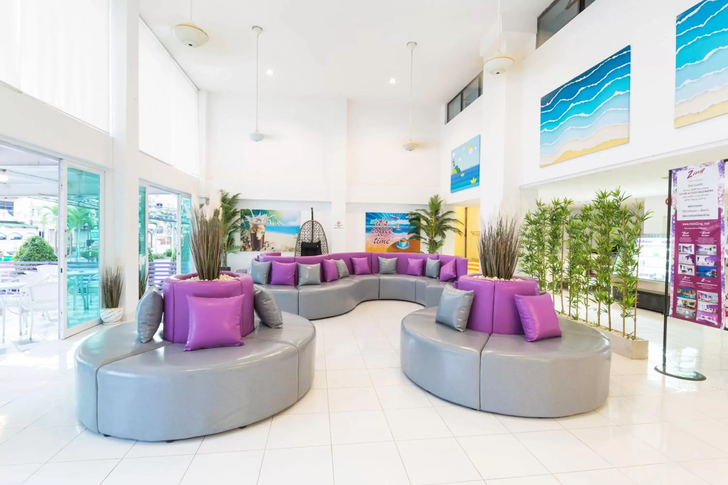 Lobby or reception in Hotel Zing Lobby or reception in Hotel Zing