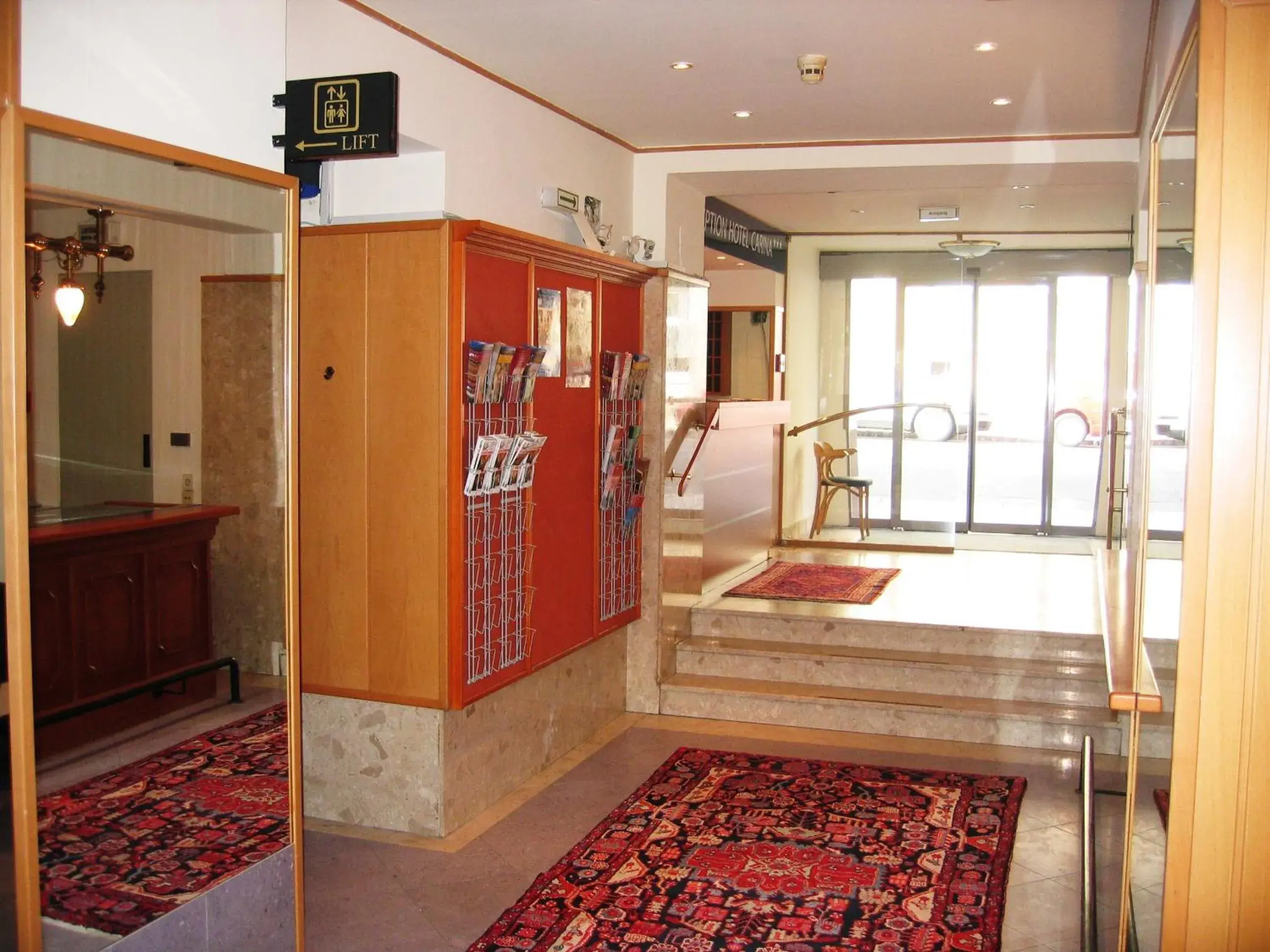 Lobby or reception in Hotel Carina