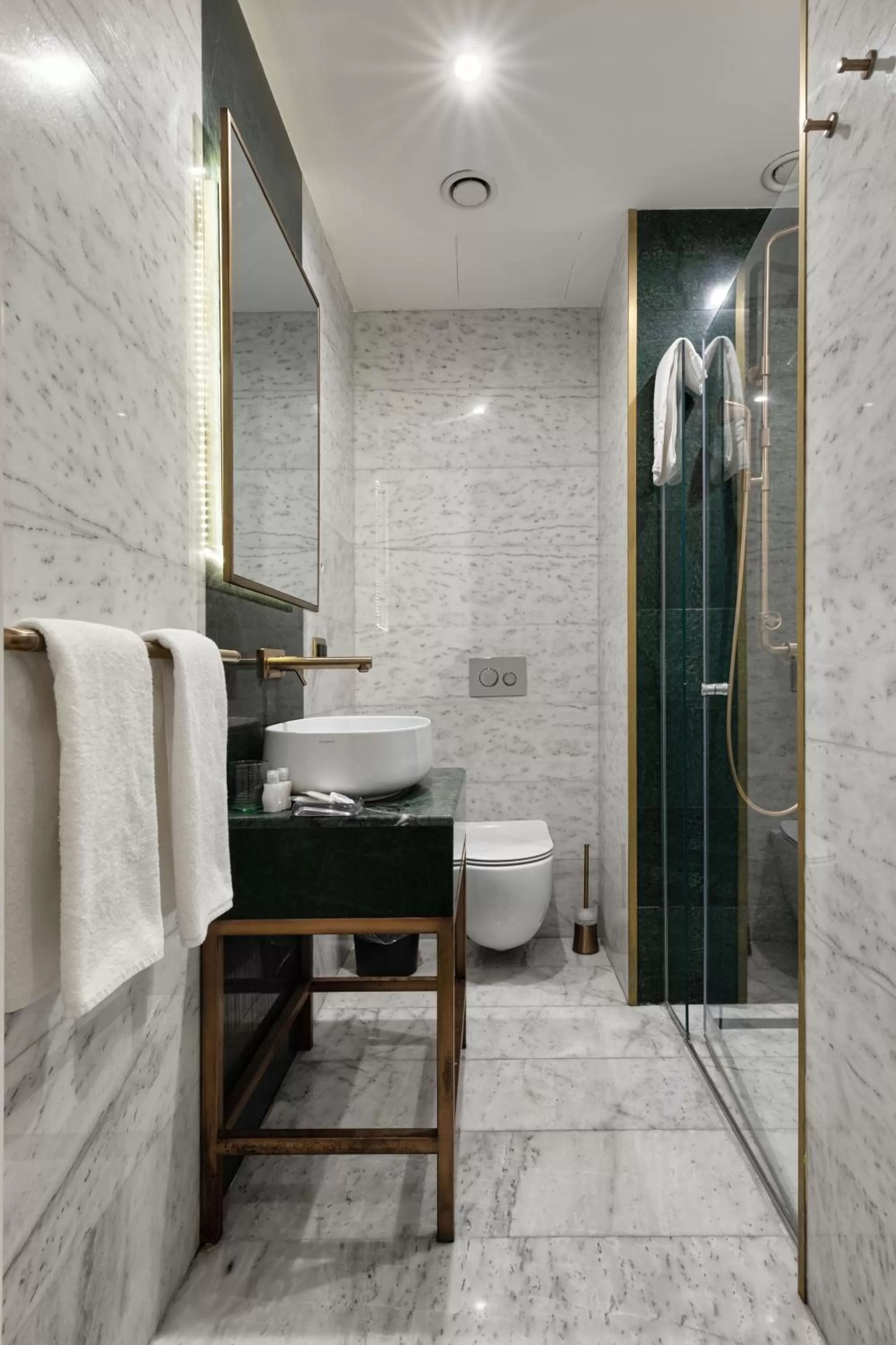 Toilet in Pera Rasso Hotel