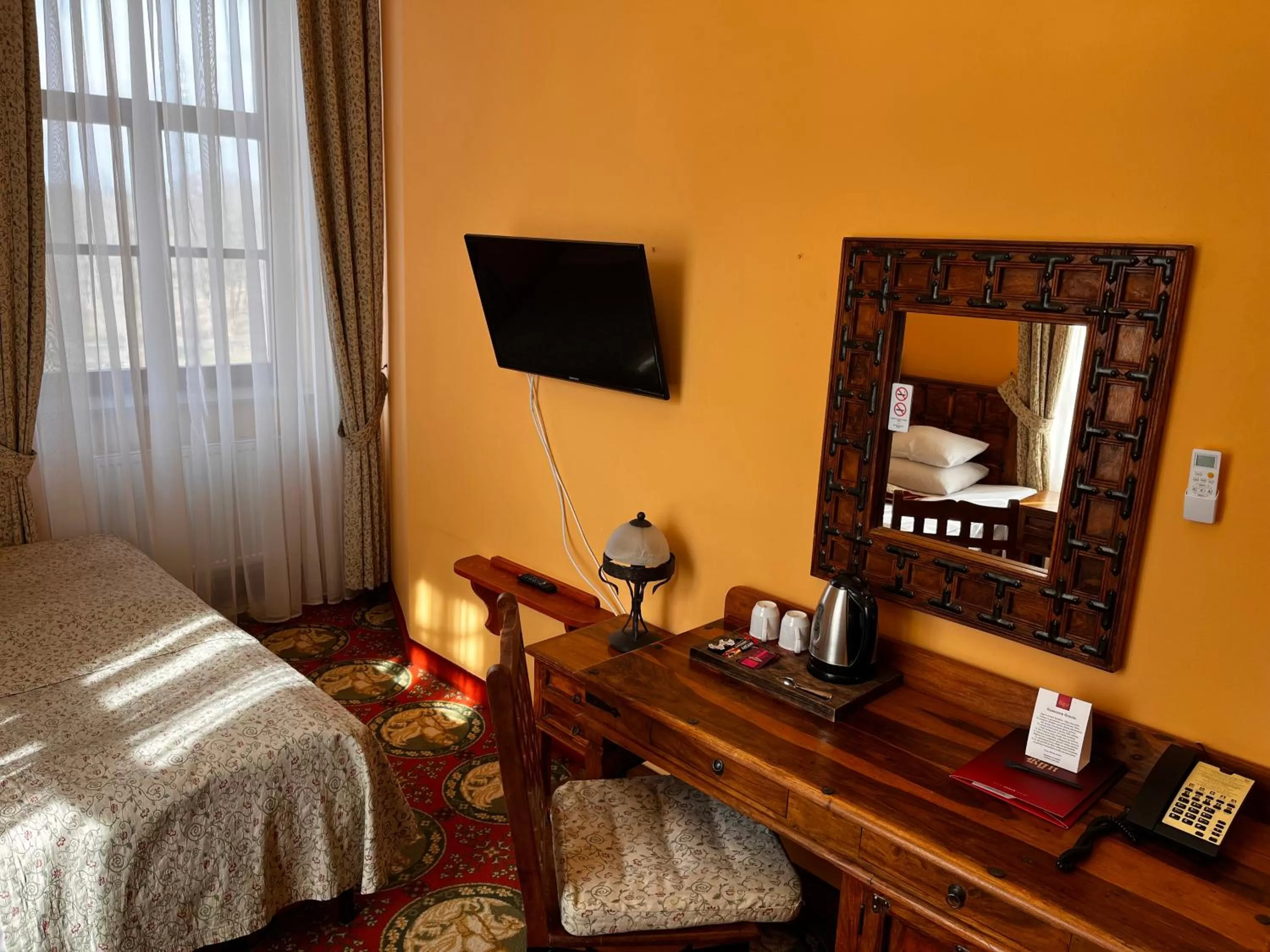 Photo of the whole room, Bed in Hotel Zamek Ryn