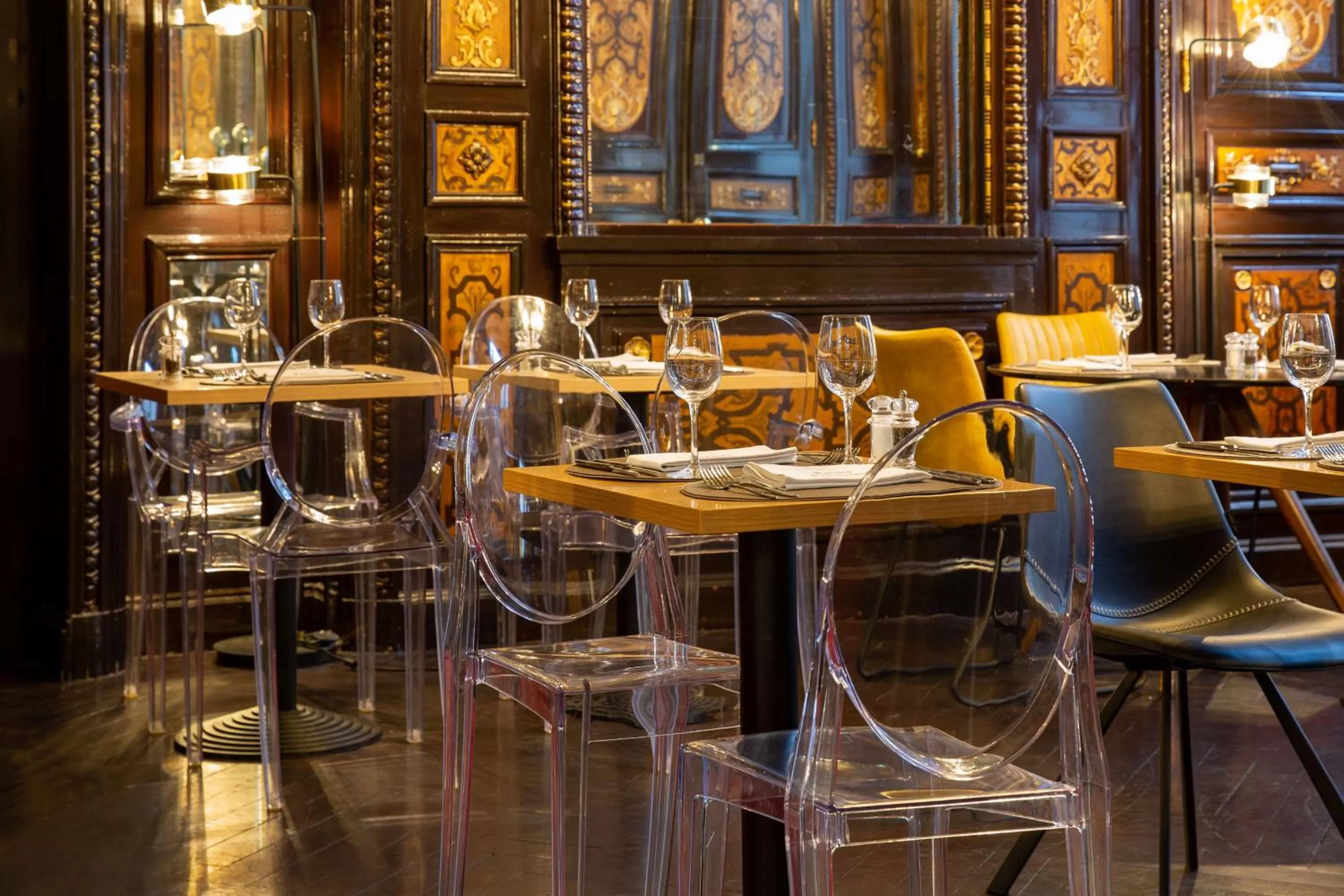 Restaurant/places to eat in Best Western Urban Hotel