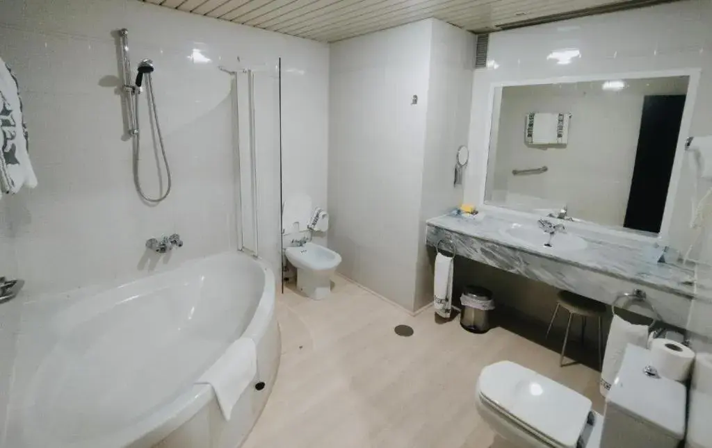 Bathroom in Hotel Santa Cecilia