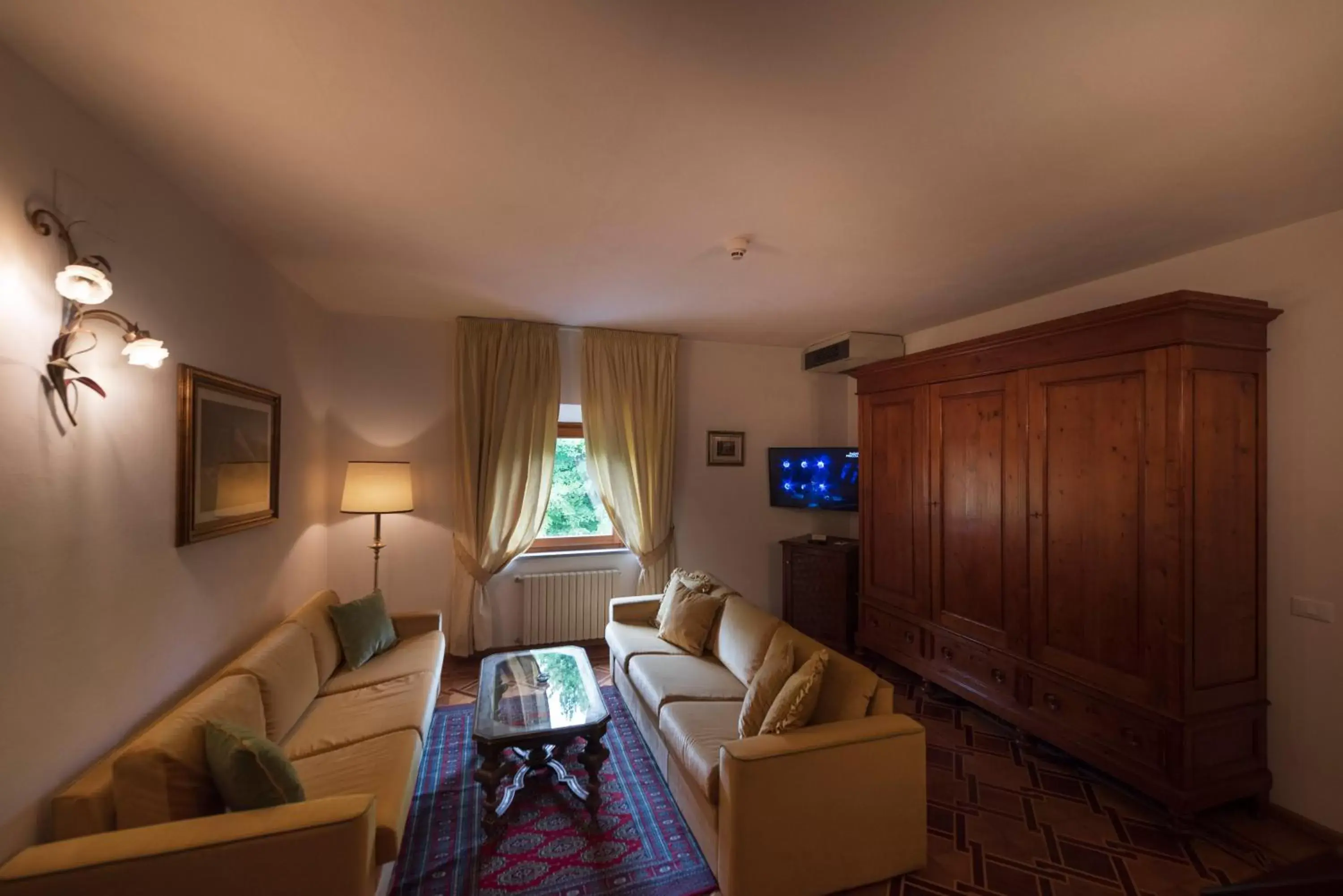 Living room, Seating Area in Villa Scacciapensieri Boutique Hotel