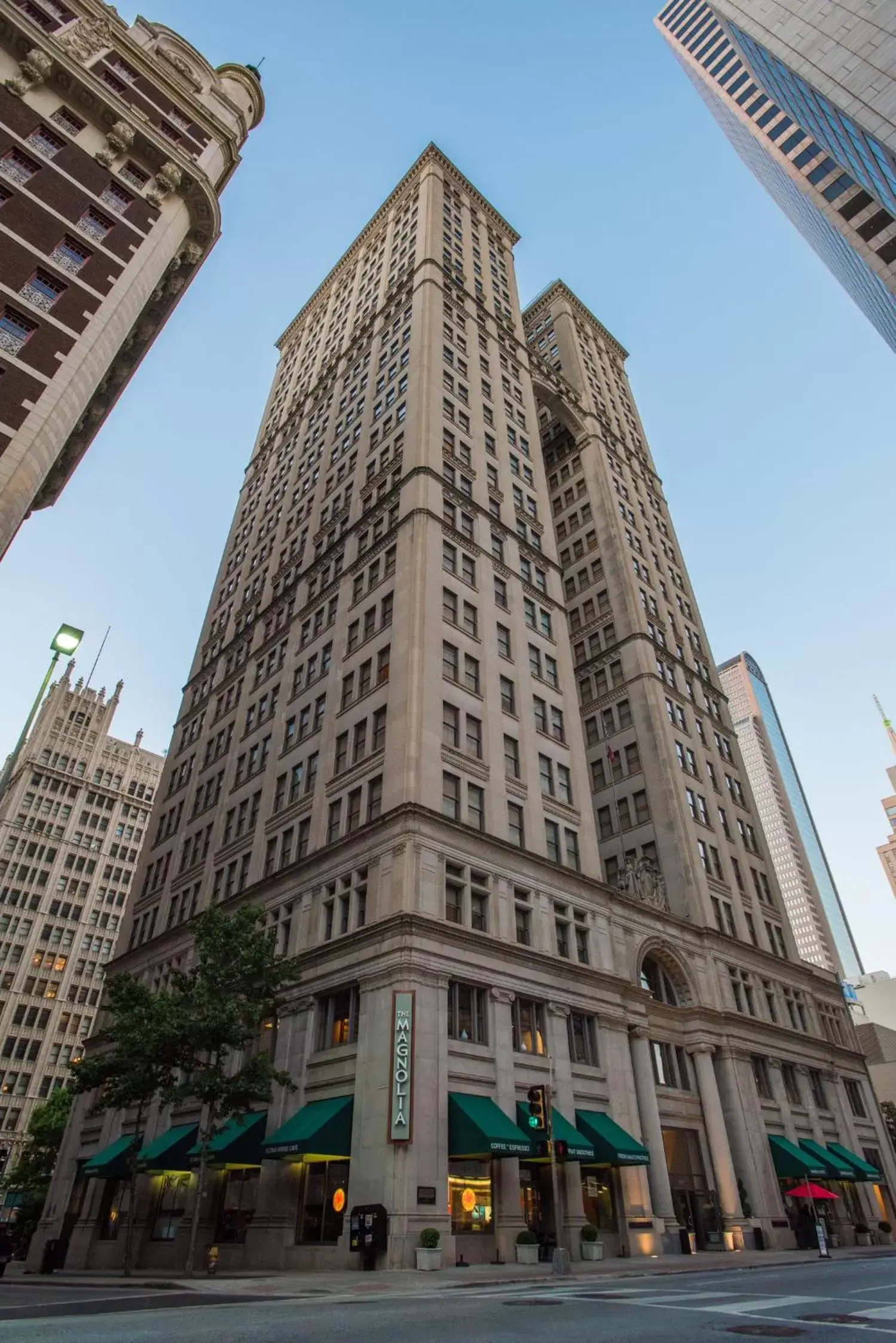 Facade/entrance, Property Building in Magnolia Hotel Downtown Dallas