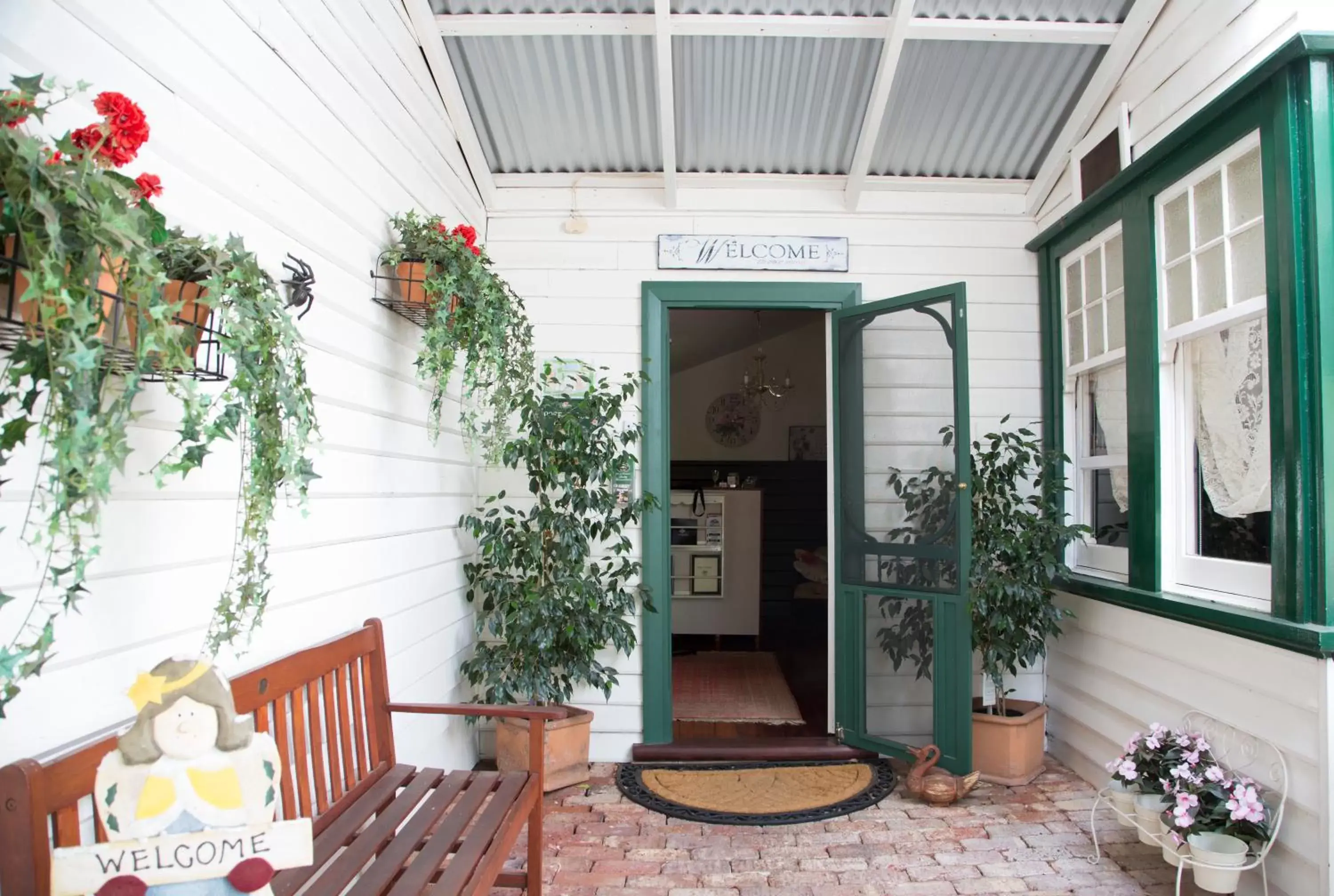 Facade/entrance in Rosebridge House Bed & Breakfast Adult Retreat Facade/entrance in Rosebridge House Bed & Breakfast Adult Retreat