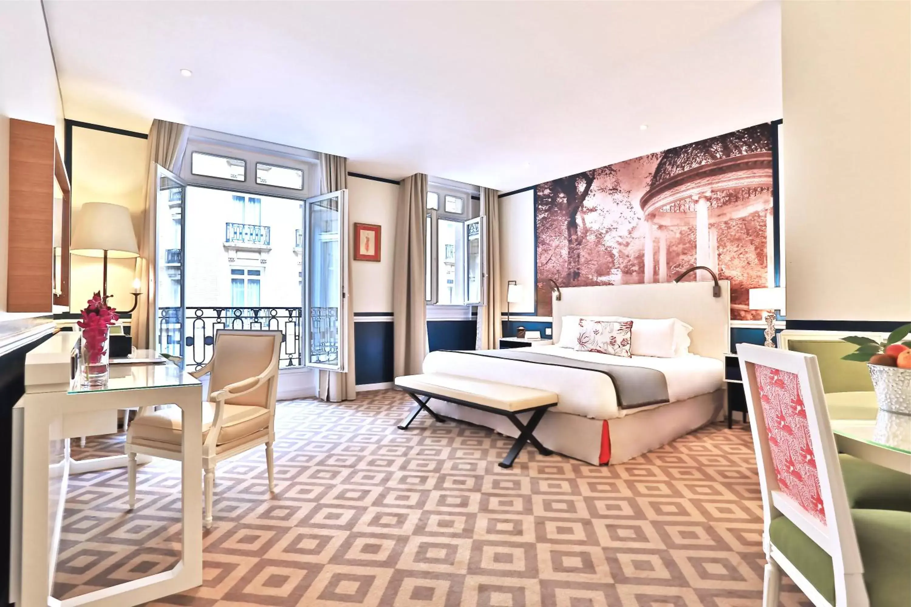 Bedroom in Fraser Suites Le Claridge Champs-Elysées
