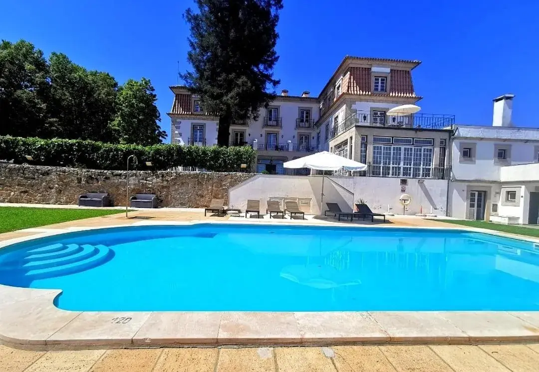 Garden, Swimming Pool in Pousada Barao de Forrester