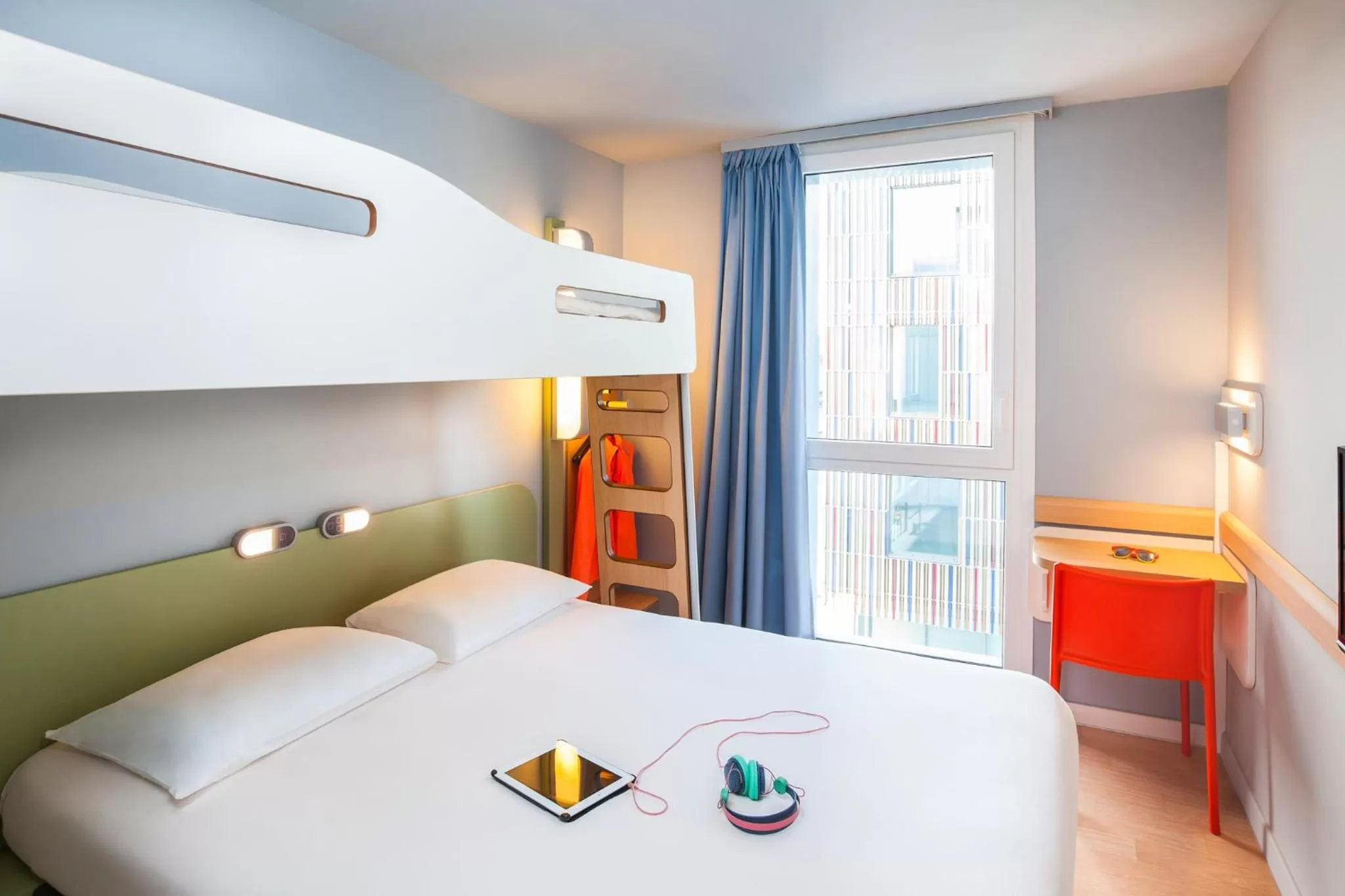 Bedroom, Bed in Ibis Budget Mulhouse Centre Gare