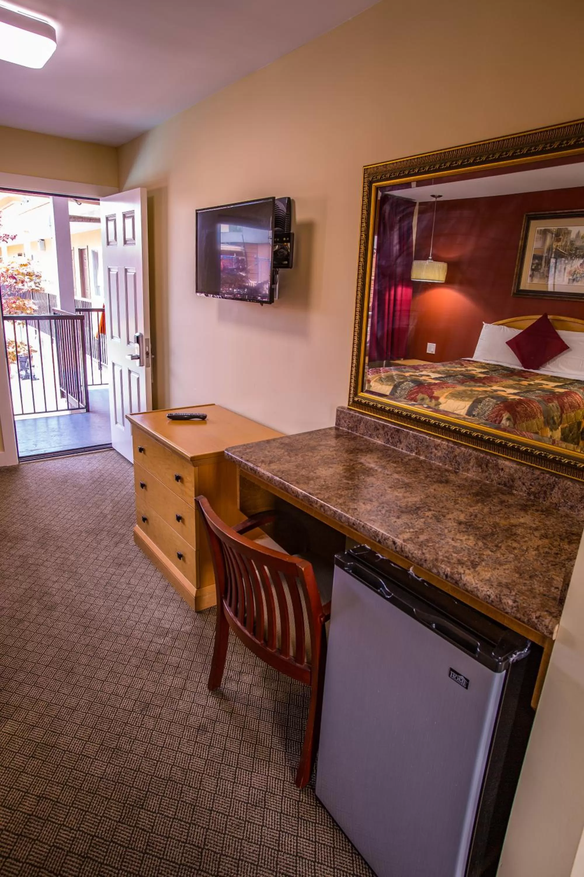 Sahara Courtyard Inn Penticton