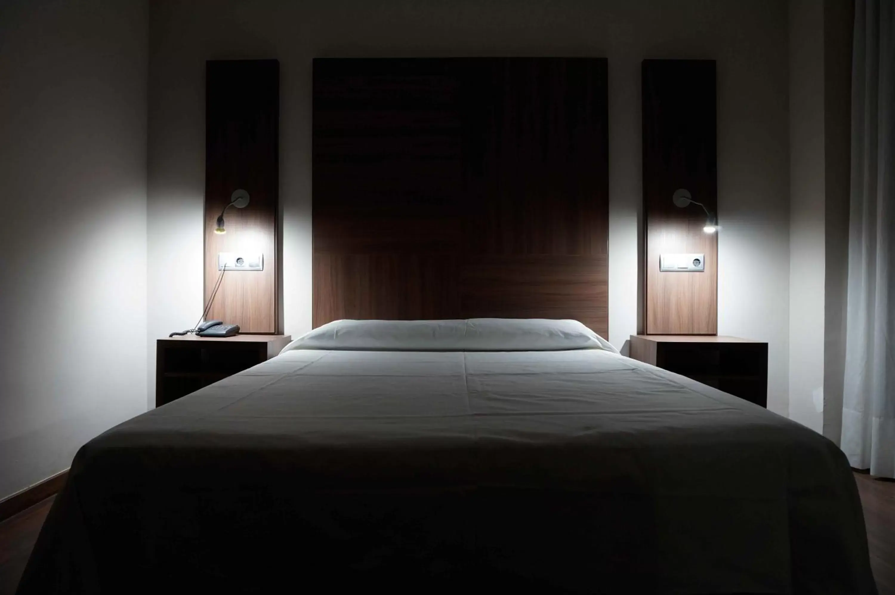 Property building, Bed in Cesaraugusta Property building, Bed in Cesaraugusta