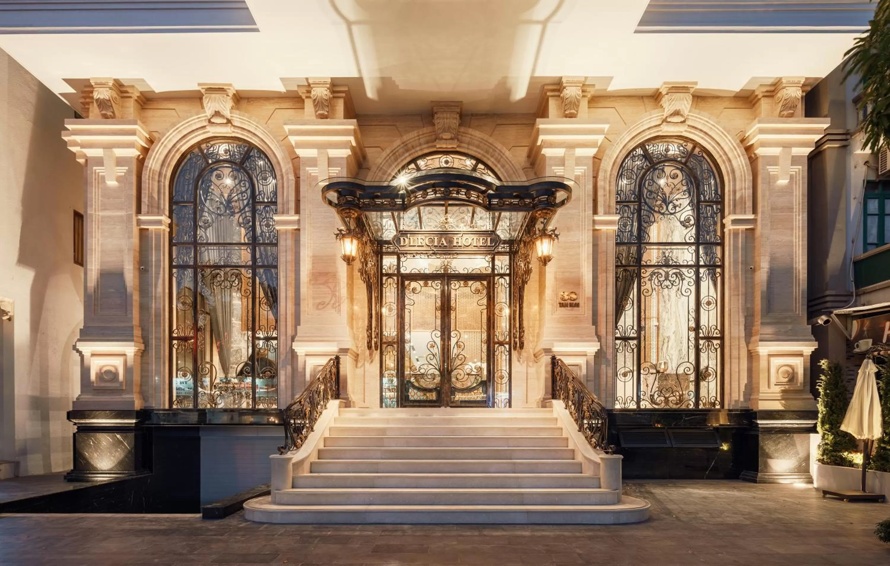 Facade/entrance in D'Lecia Ha Long Hotel