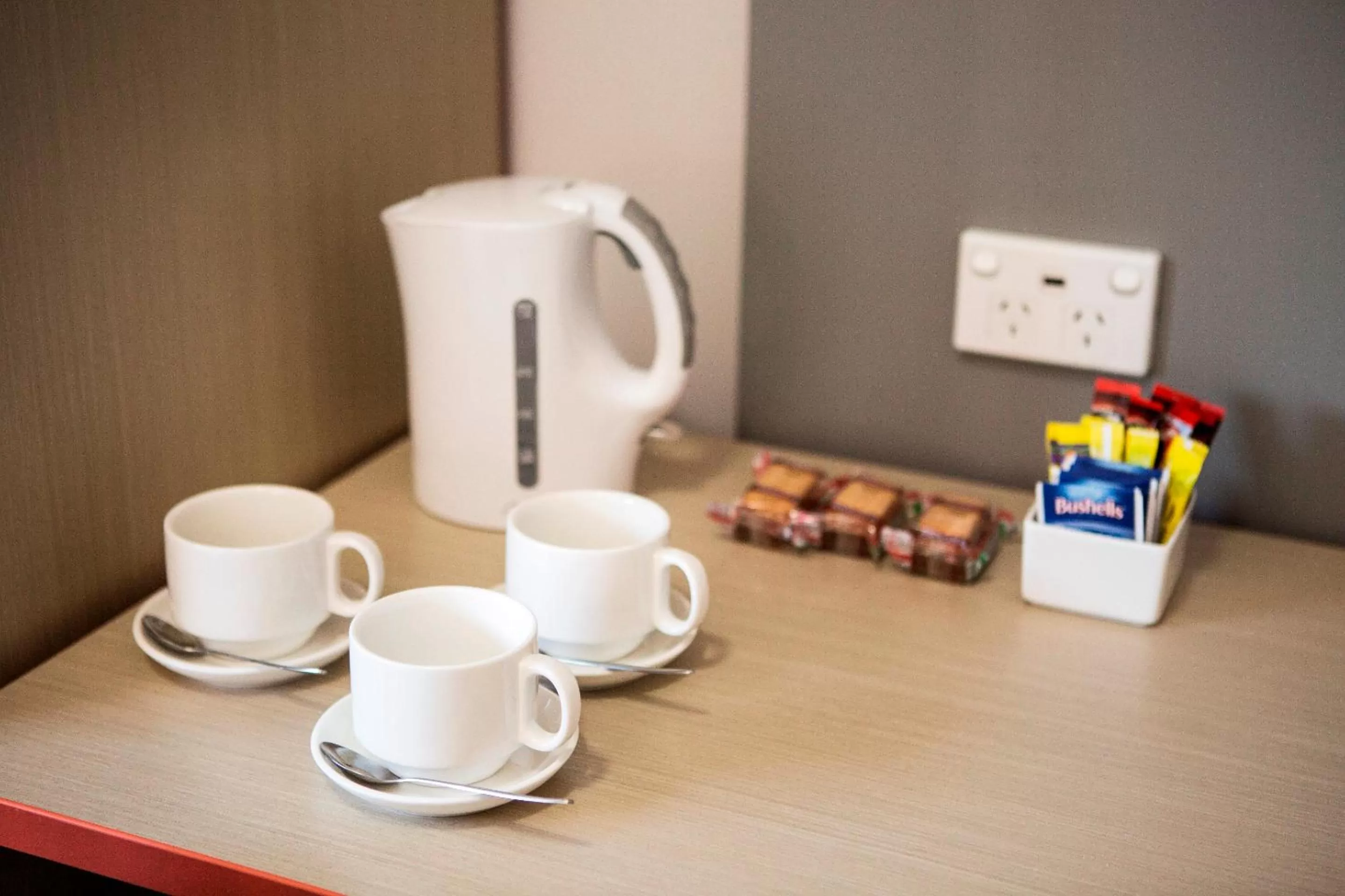 Coffee/tea facilities in Villawood Hotel