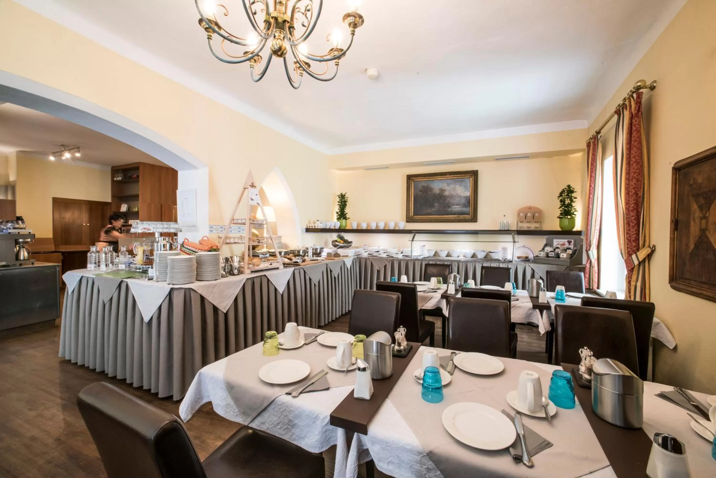 Restaurant/places to eat in Stadthotel Kramer
