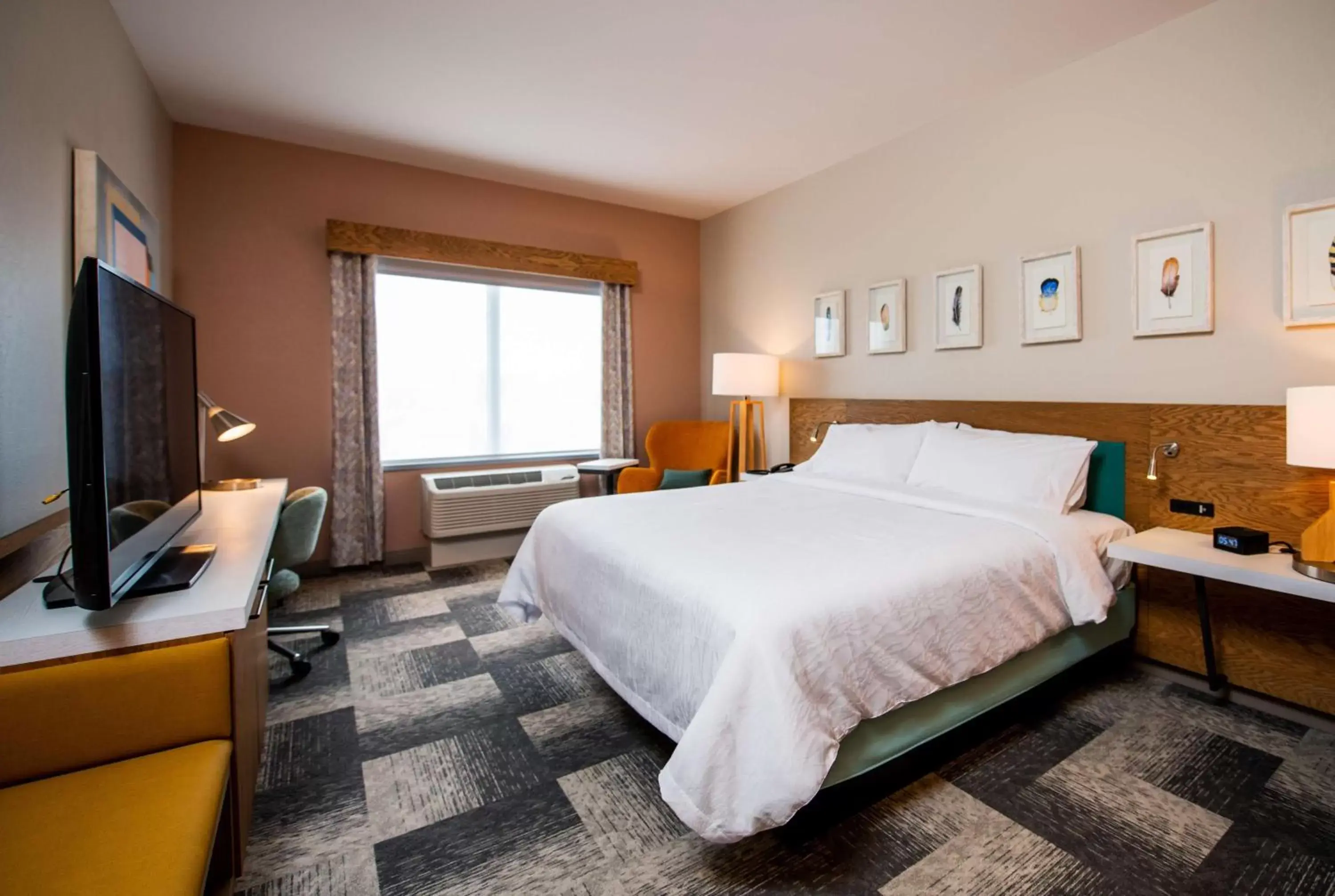 Bedroom, Bed in Hilton Garden Inn Moncton Downtown, Nb
