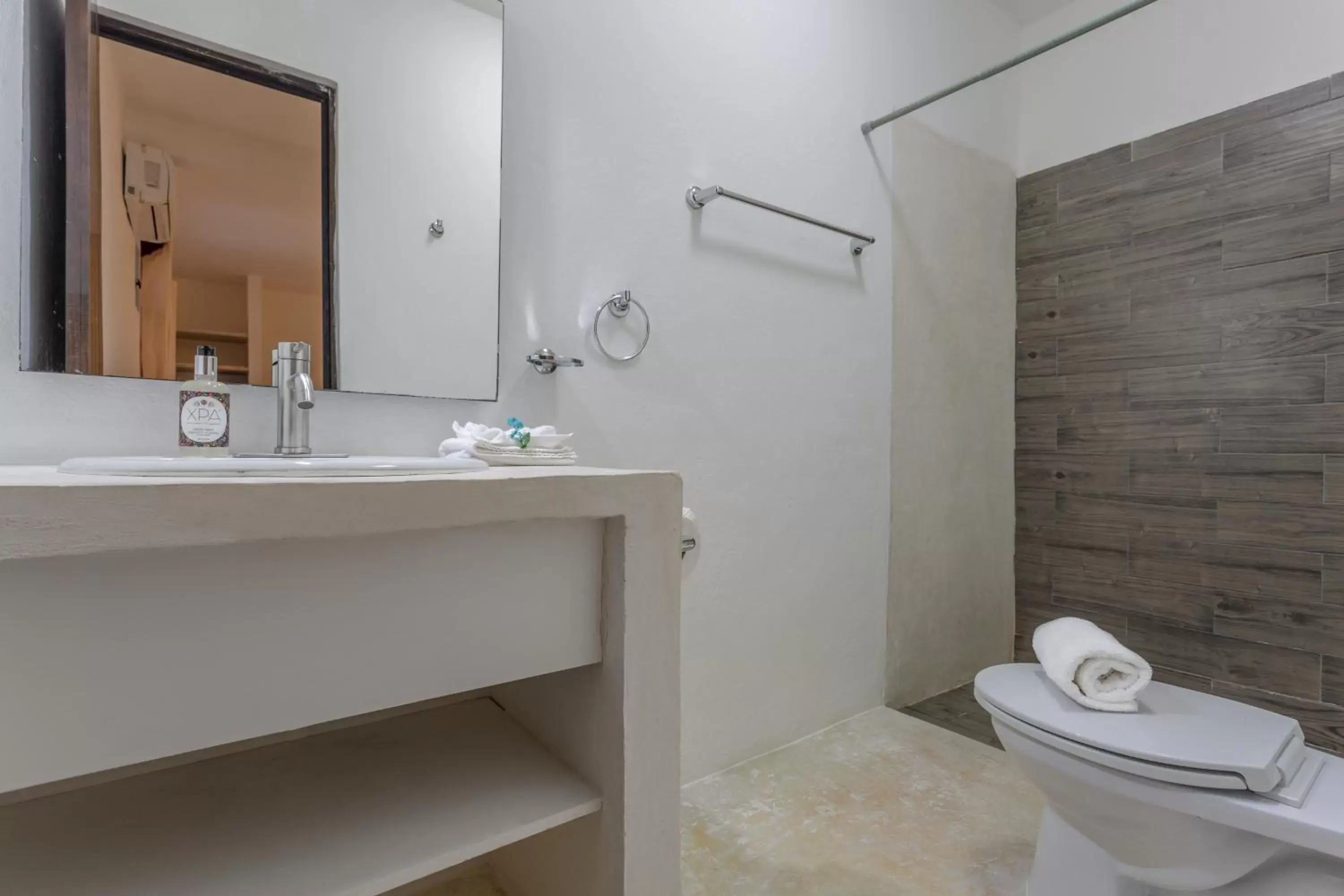 Bathroom in Kin Ha Tulum Hotel