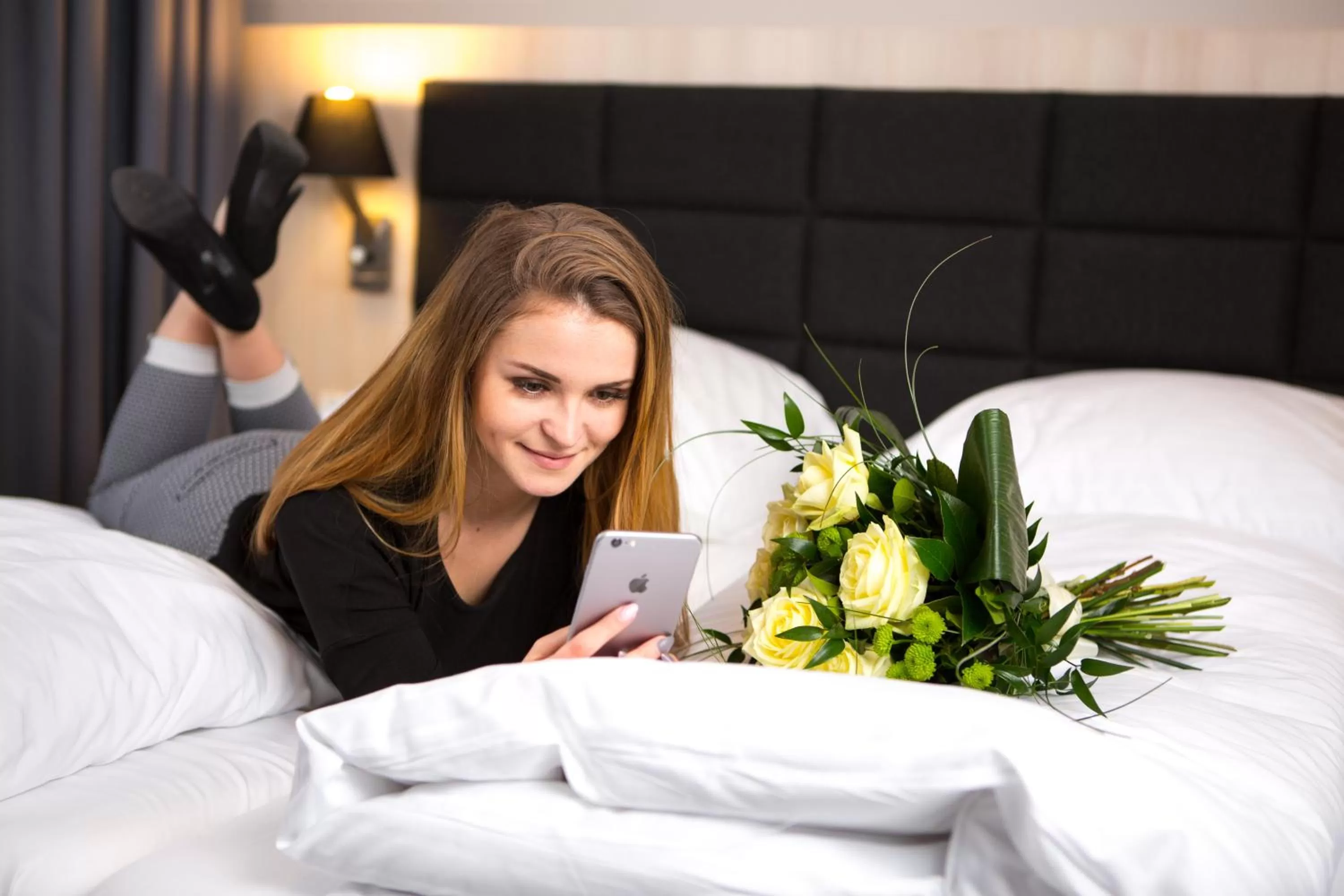 Bed in Hotel Lantier & Swimming Pool Zone