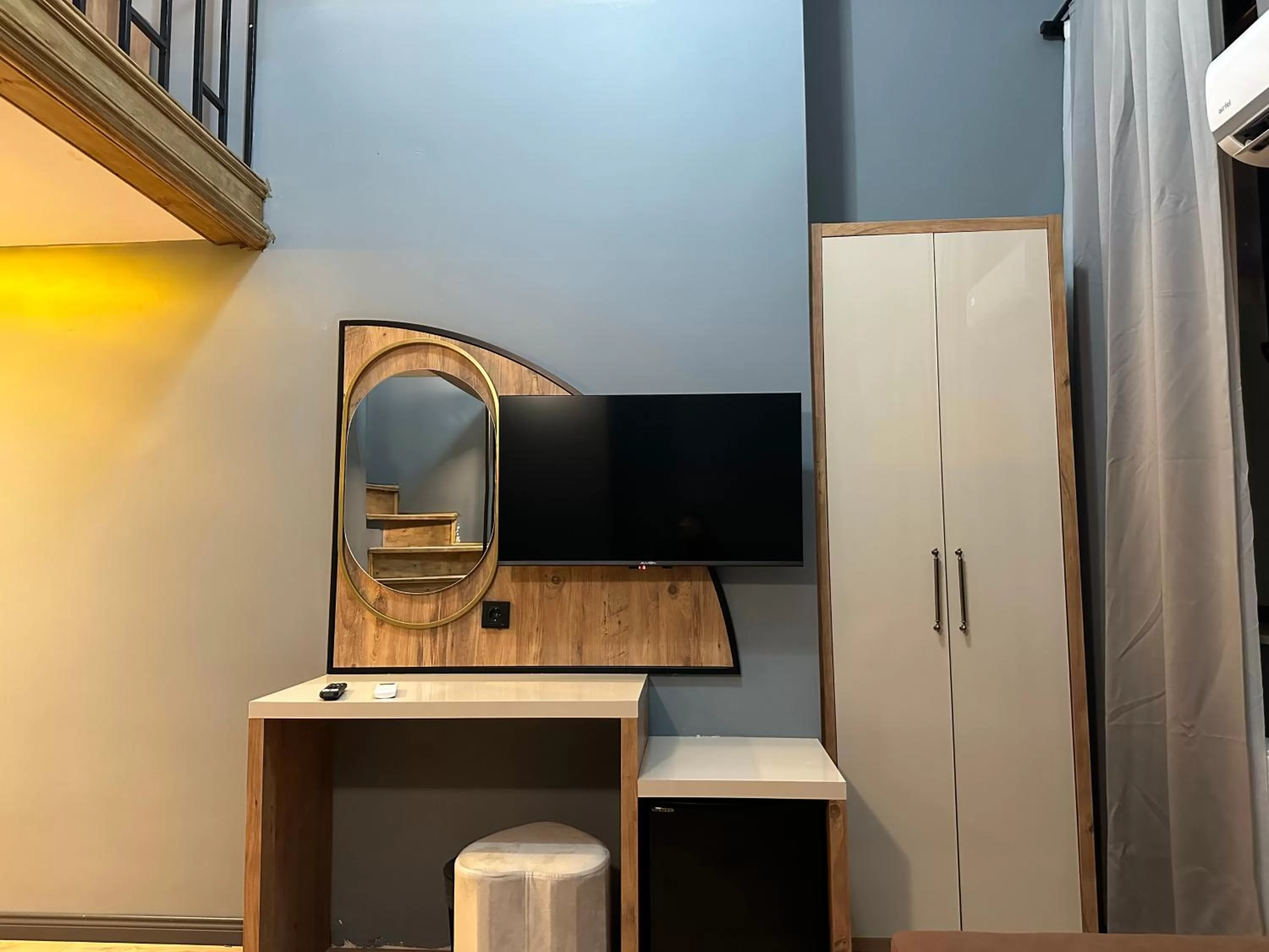 TV and multimedia in Newalla Hotel Old City