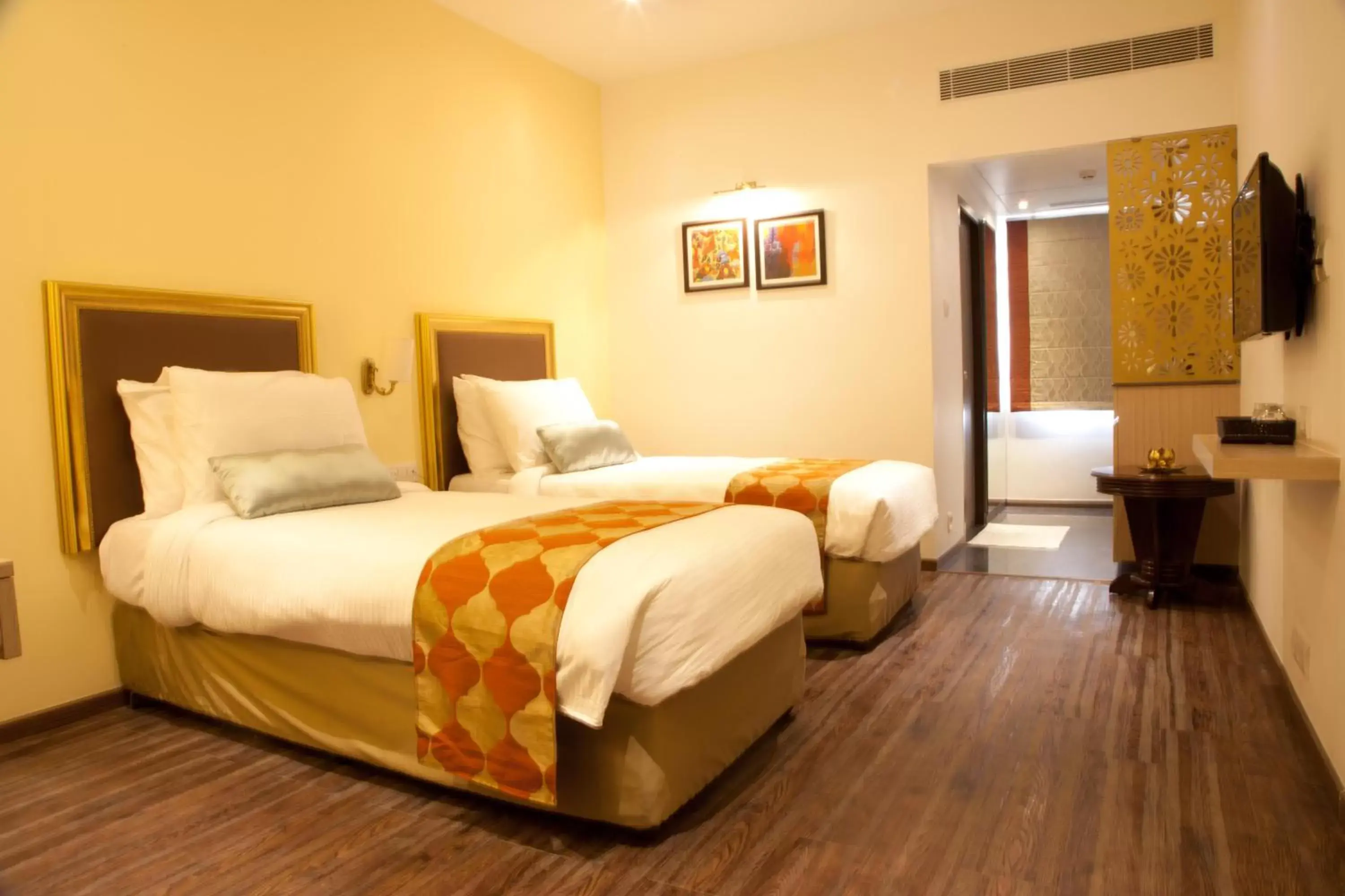 Deluxe Room in Hotel Sabareesh Park Deluxe Room in Hotel Sabareesh Park