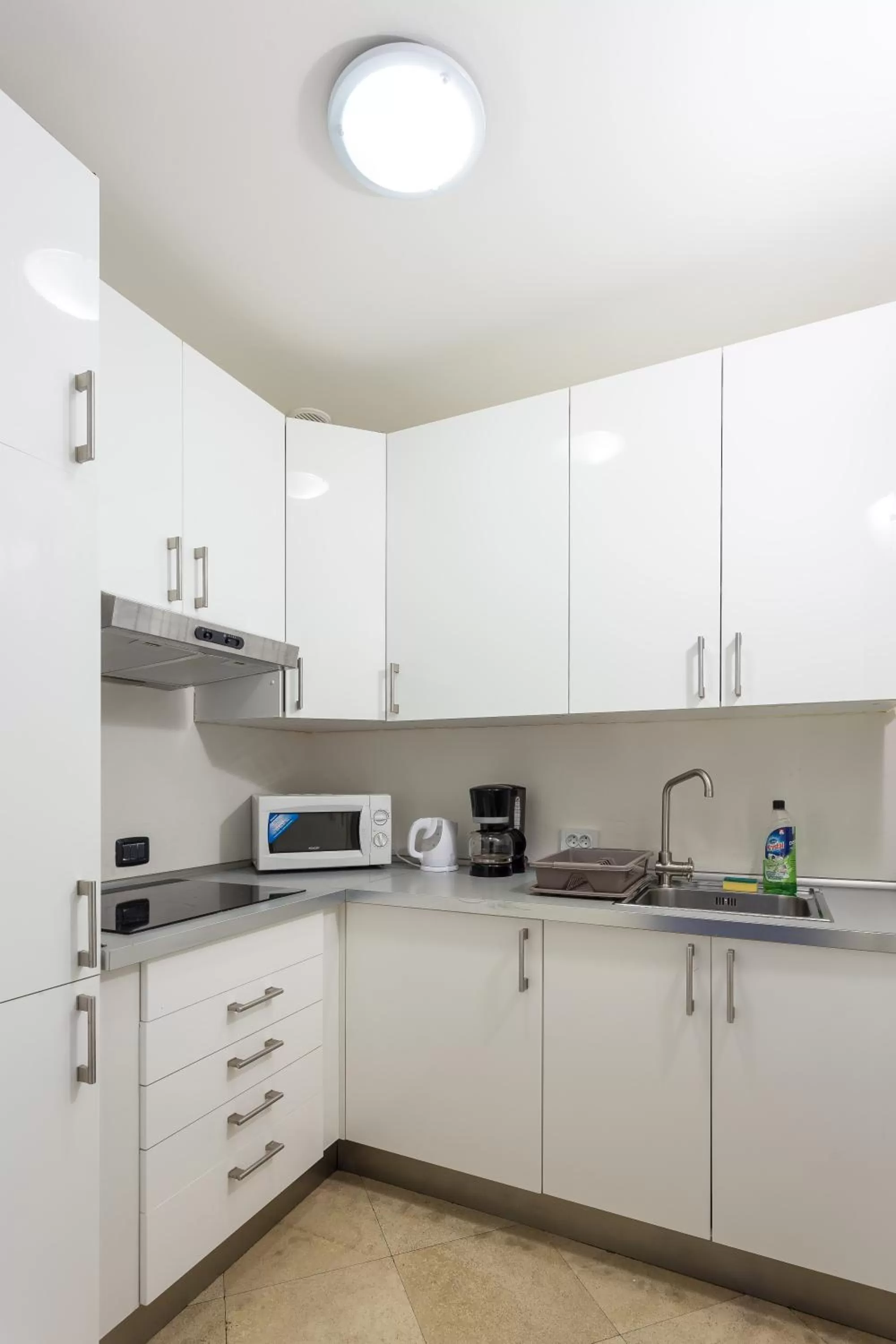 Kitchen or kitchenette, Kitchen/Kitchenette in Legerova 33 Apartments