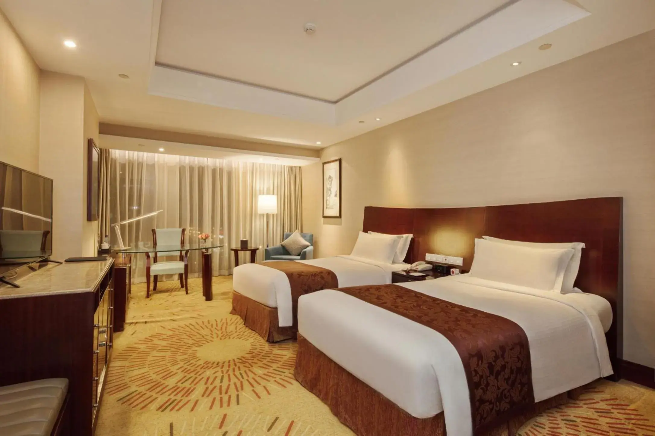 Grand Metropark Yuantong Hotel