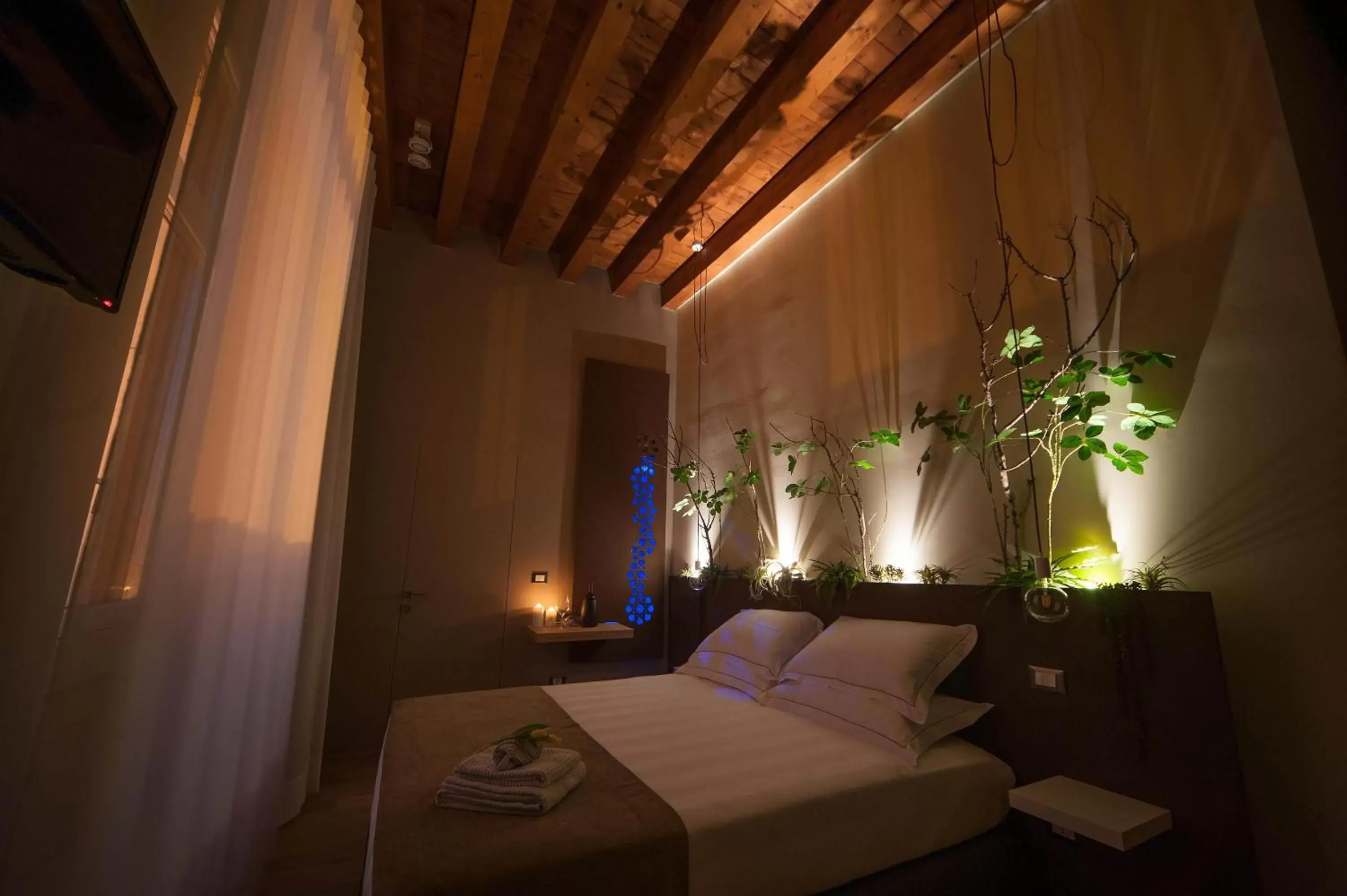 Photo of the whole room, Bed in Antica Dimora Luxury Rooms