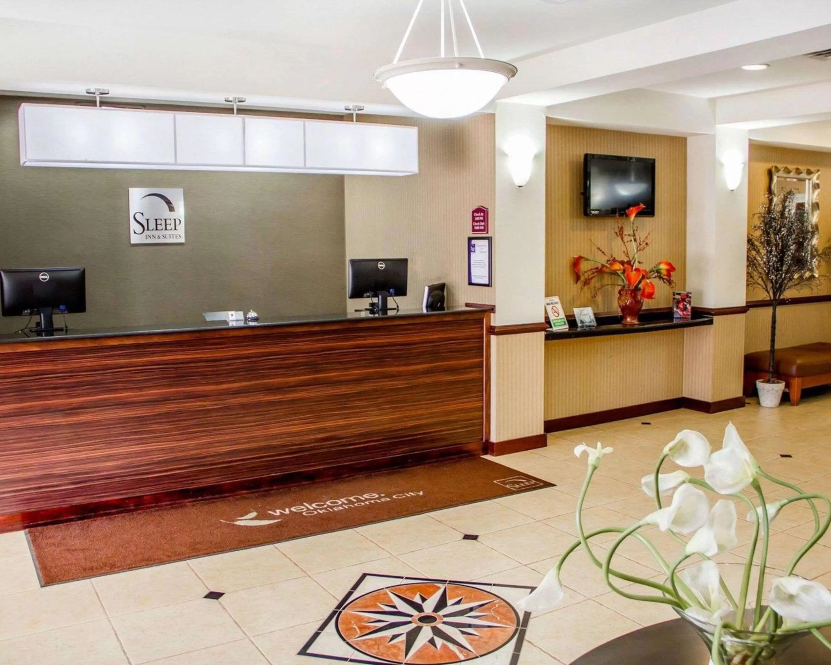 Lobby or reception in Sleep Inn & Suites Oklahoma City Northwest