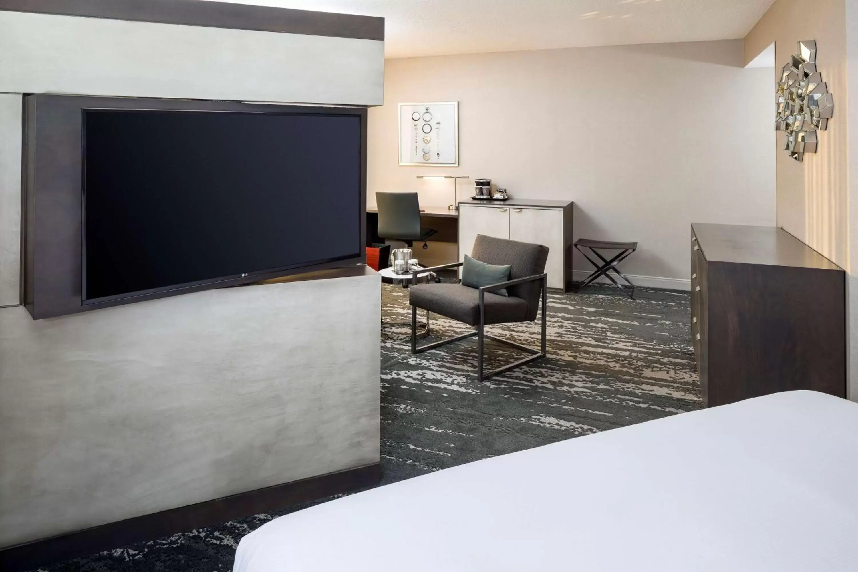 Bedroom in DoubleTree by Hilton Boston Logan Airport Chelsea