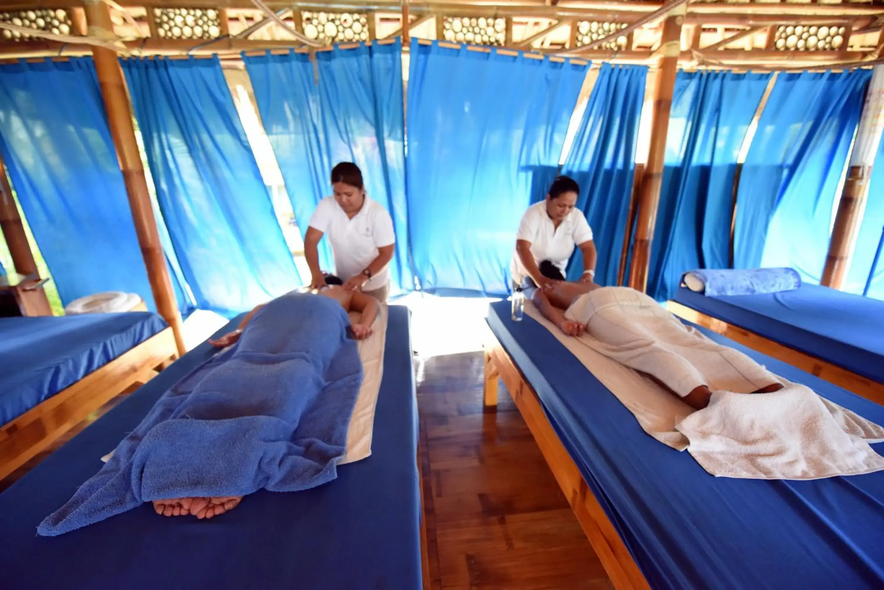 Massage in Thalatta Resort
